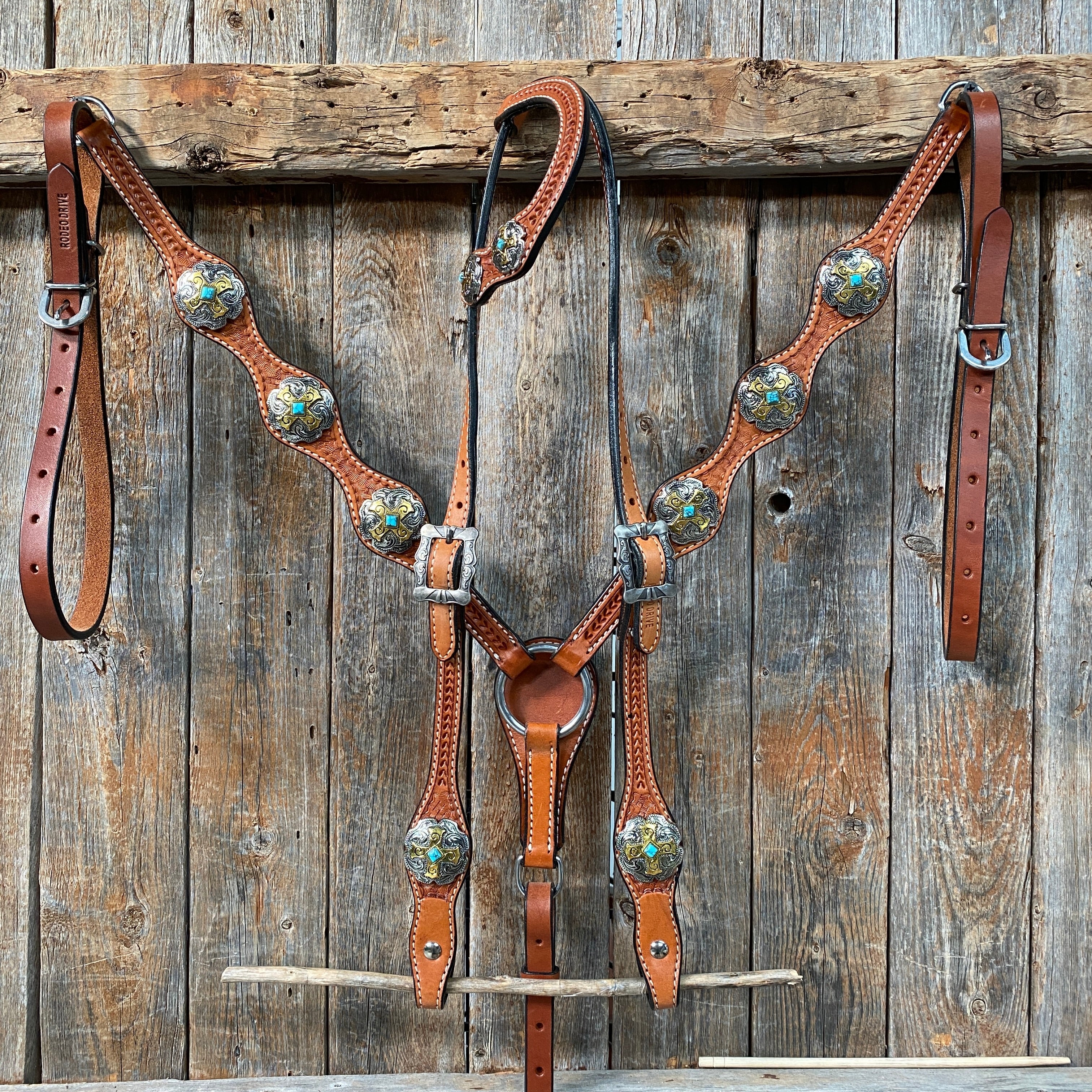 Light Oil Basketweave Turquoise and Cross One Ear Tack Set #OEBC659