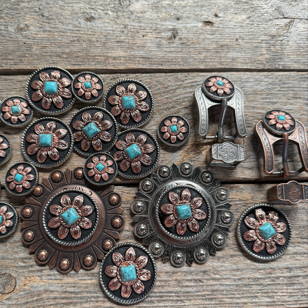 Copper Turquoise Sunflower Western Concho W188