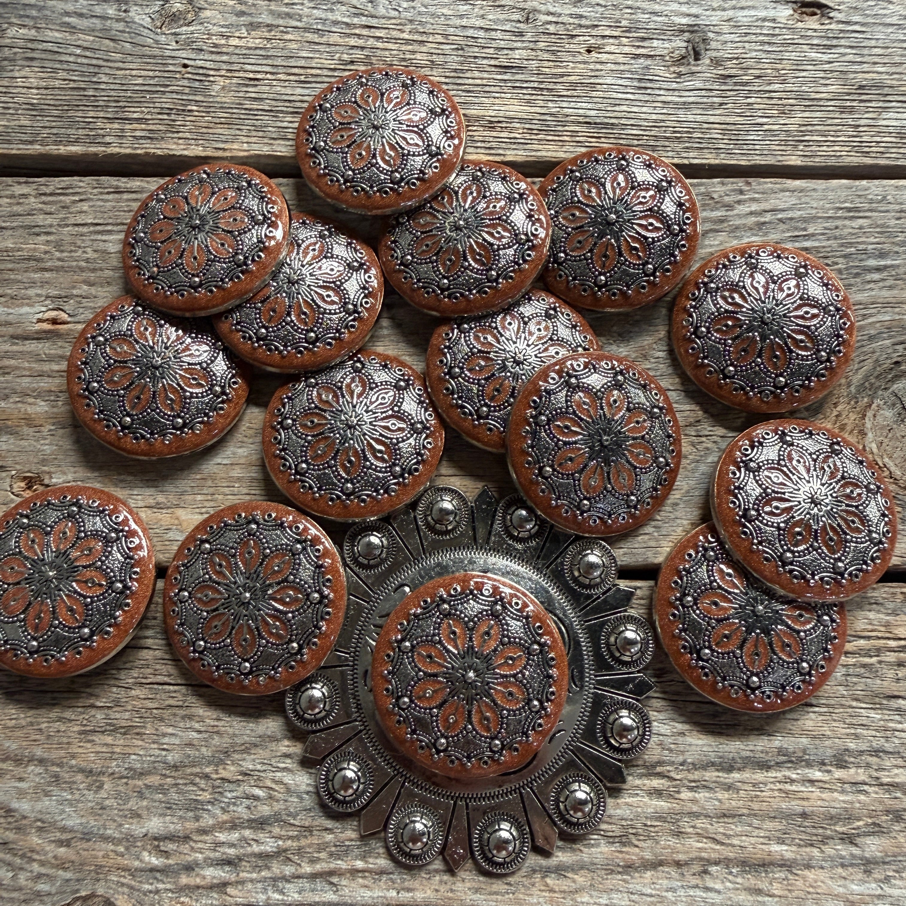 Rust Filigree and Dots Western Concho W233
