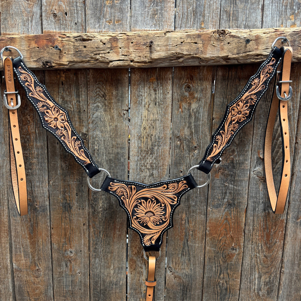 Two Tone Floral Triangle / Gladiator Browband/ One Ear Breastcollar Tack Set — view 8