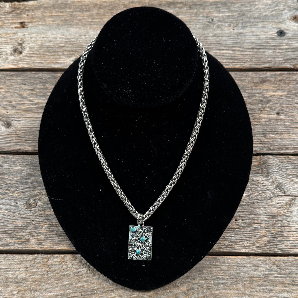 Floral Rectangle Fashion Turquoise Pendant Necklace