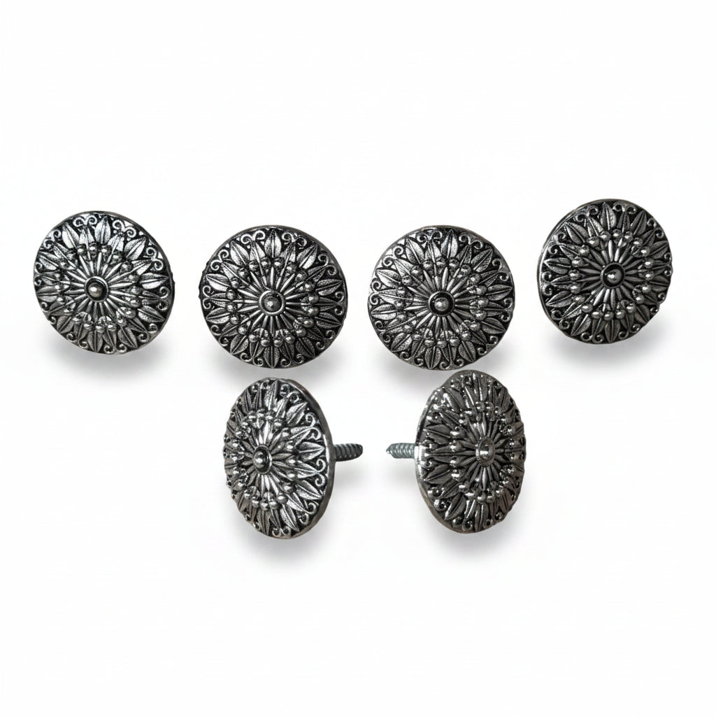 Antique Silver Floral Pinwheel Saddle Set SSW227 — view 2