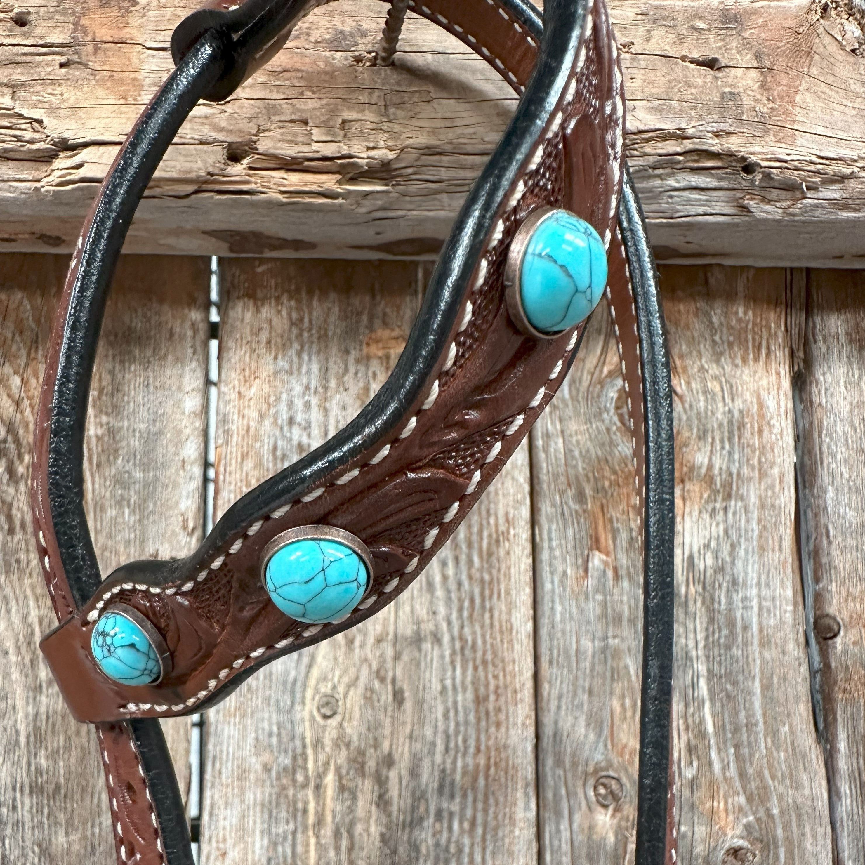 Medium Oil Floral Rosettes and Turquoise One Ear/ Breastcollar Tack Set #OEBC566 — view 4