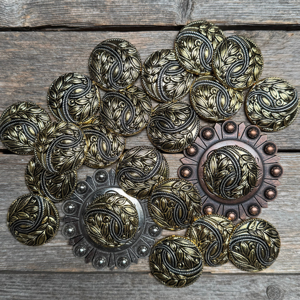 Golden Leaf Western Concho W256