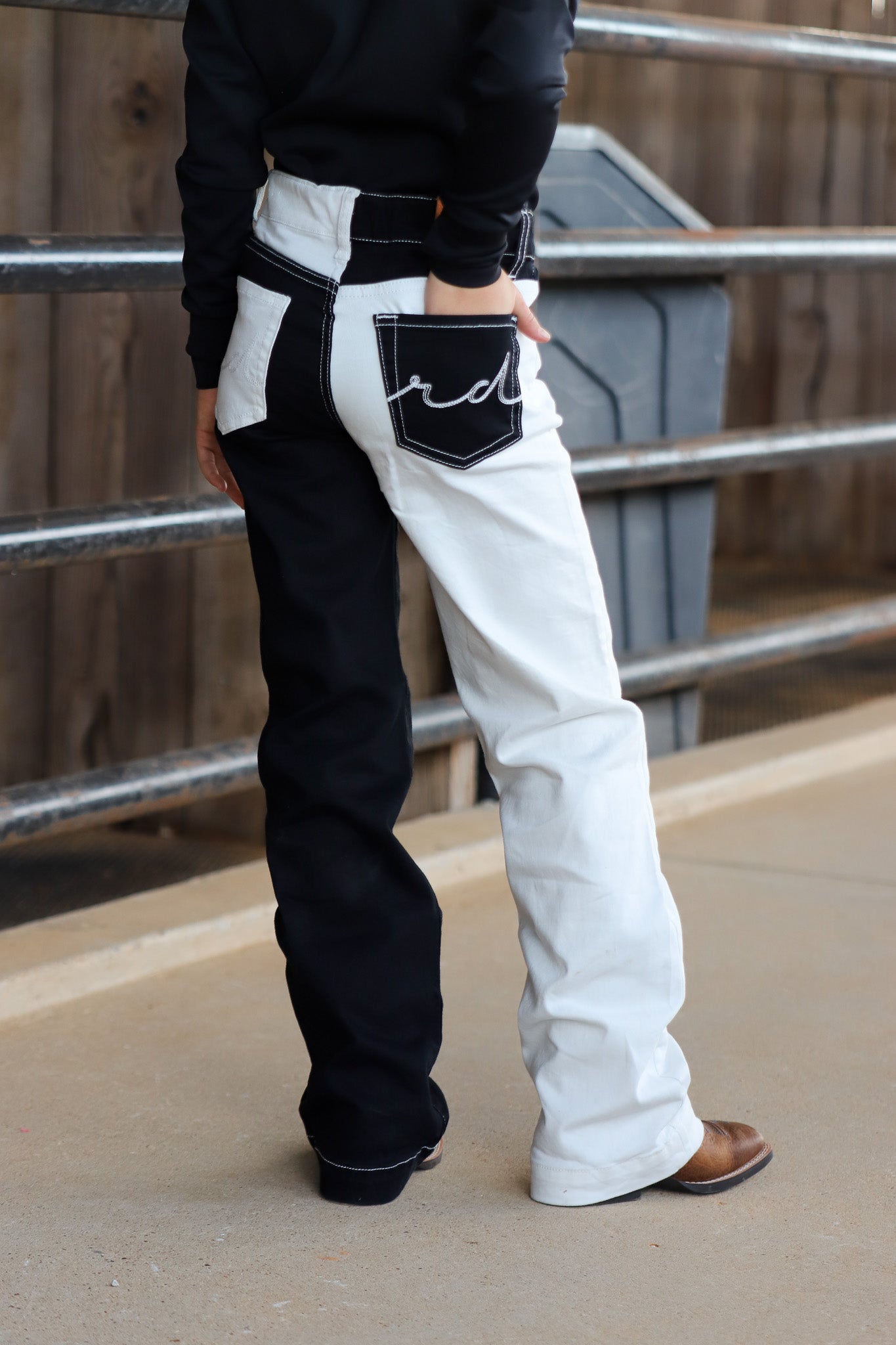 *youth* Signature Trouser - Brooks — view 2