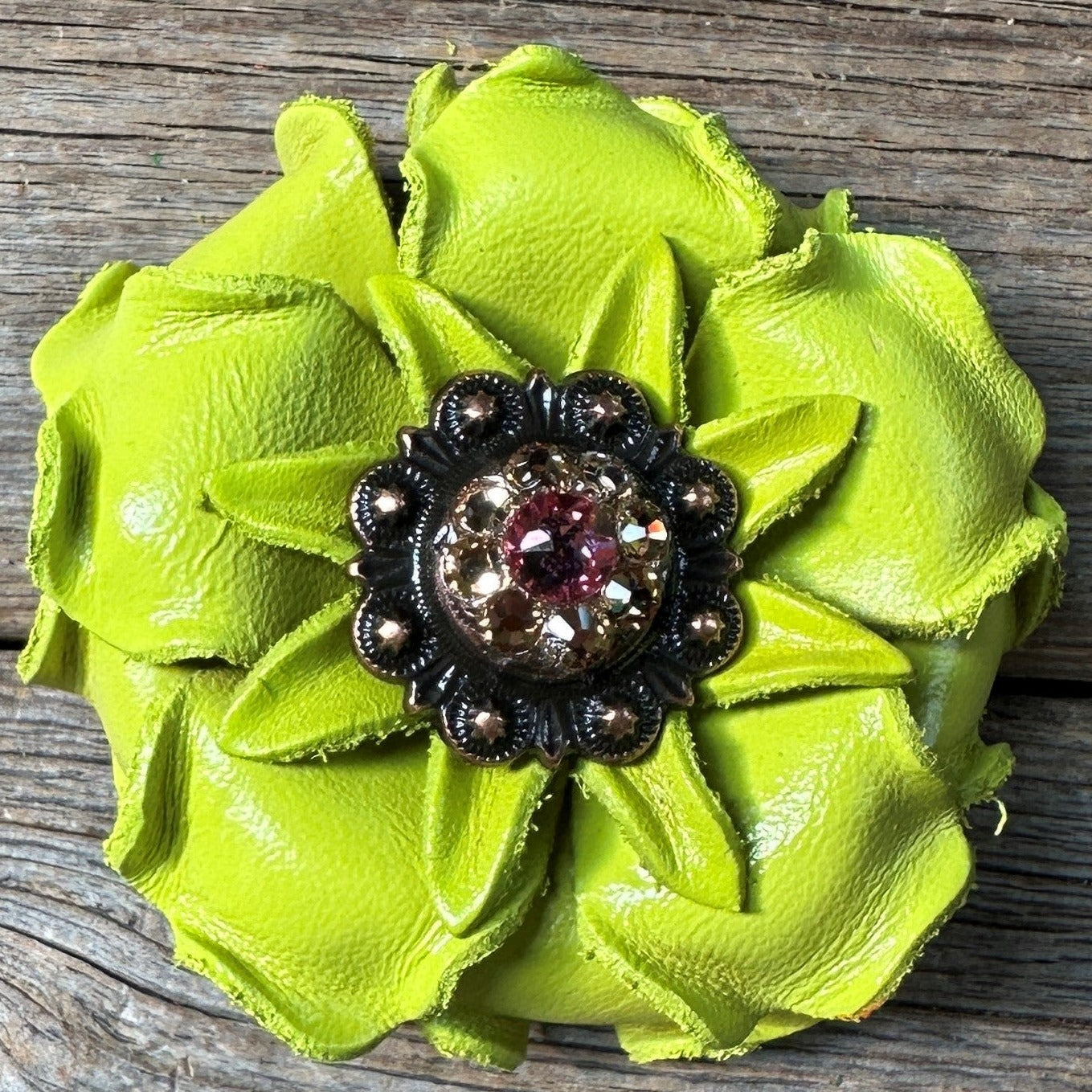 Neon Lime Gardenia Flower With Copper Pink & Champagne 1" Concho