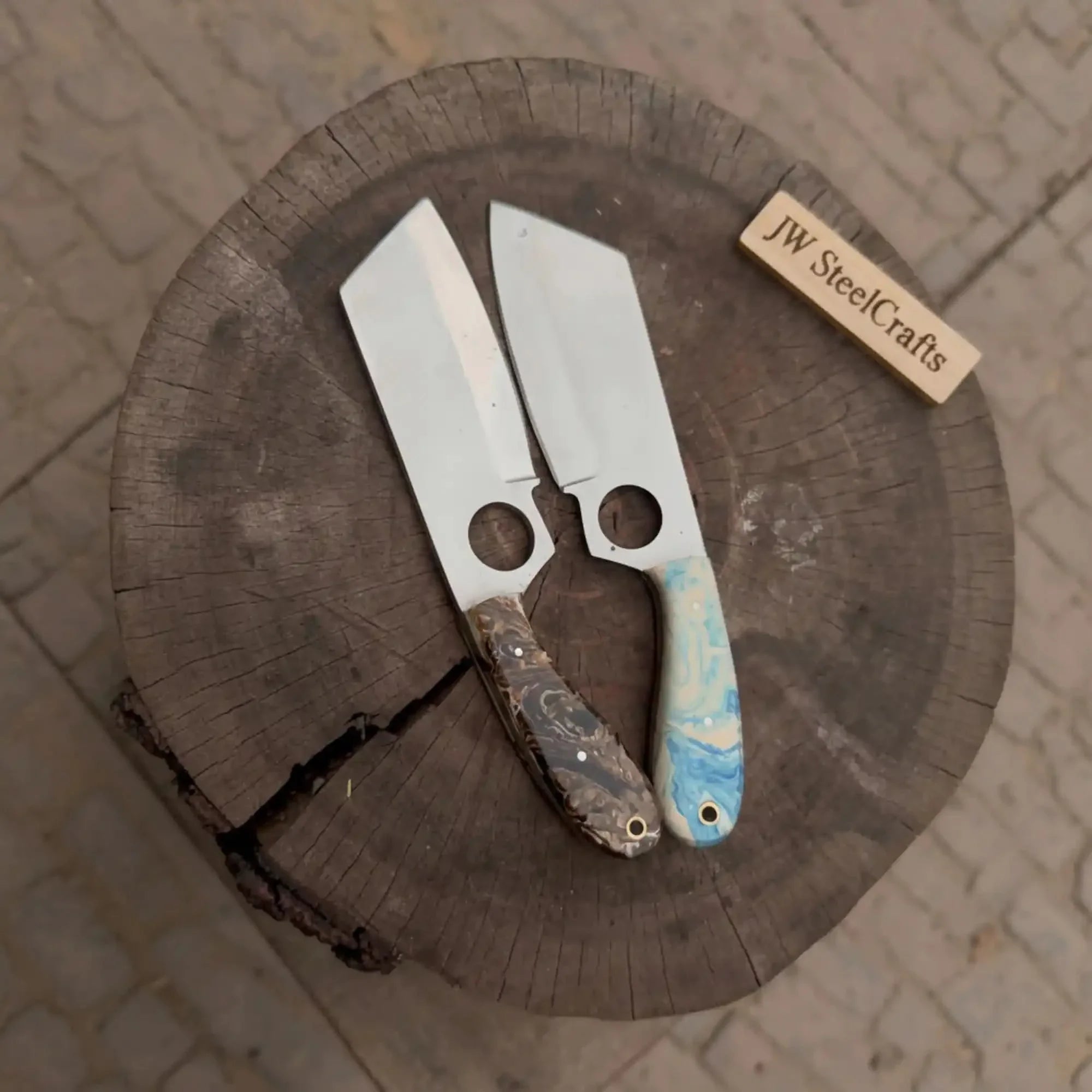 Mini Cleaver Knife Western Style Utility Cleaver Thumb Hole Resin Handle Fixed Blade