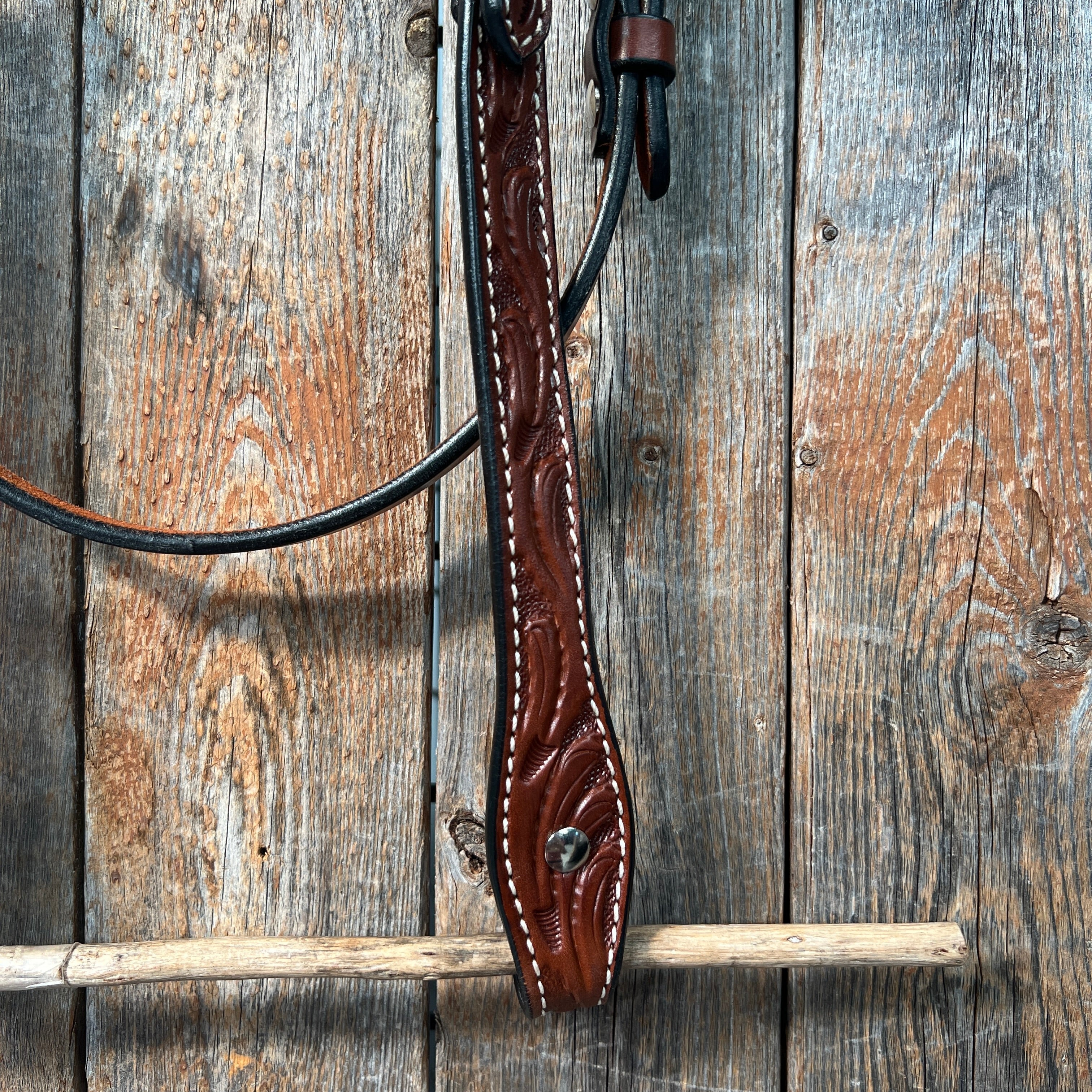 Floral V Browband Medium Oil Headstall / Bridle — view 3