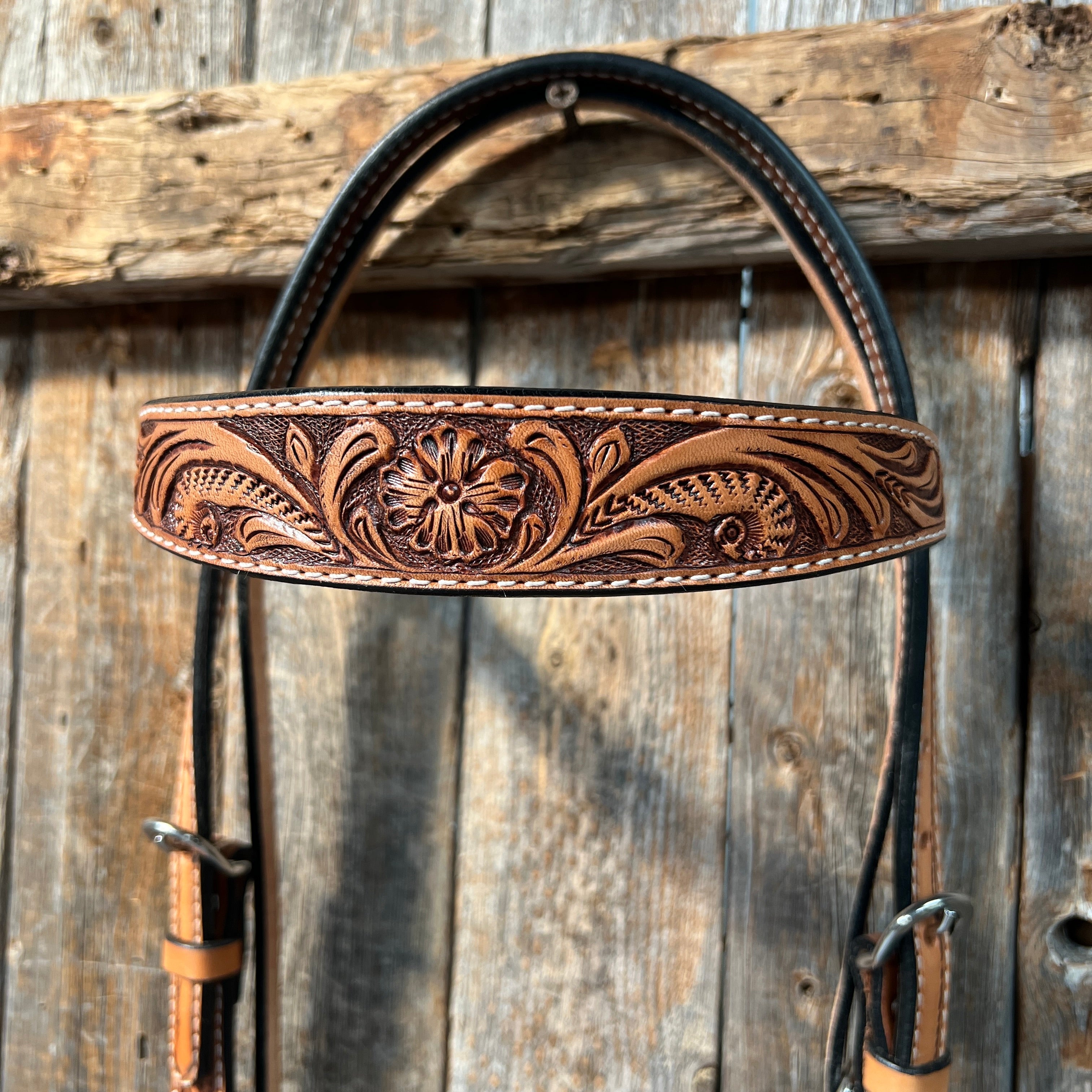 Light Oil Floral Tooled Buckaroo Style Browband Headstall / Bridle — view 2