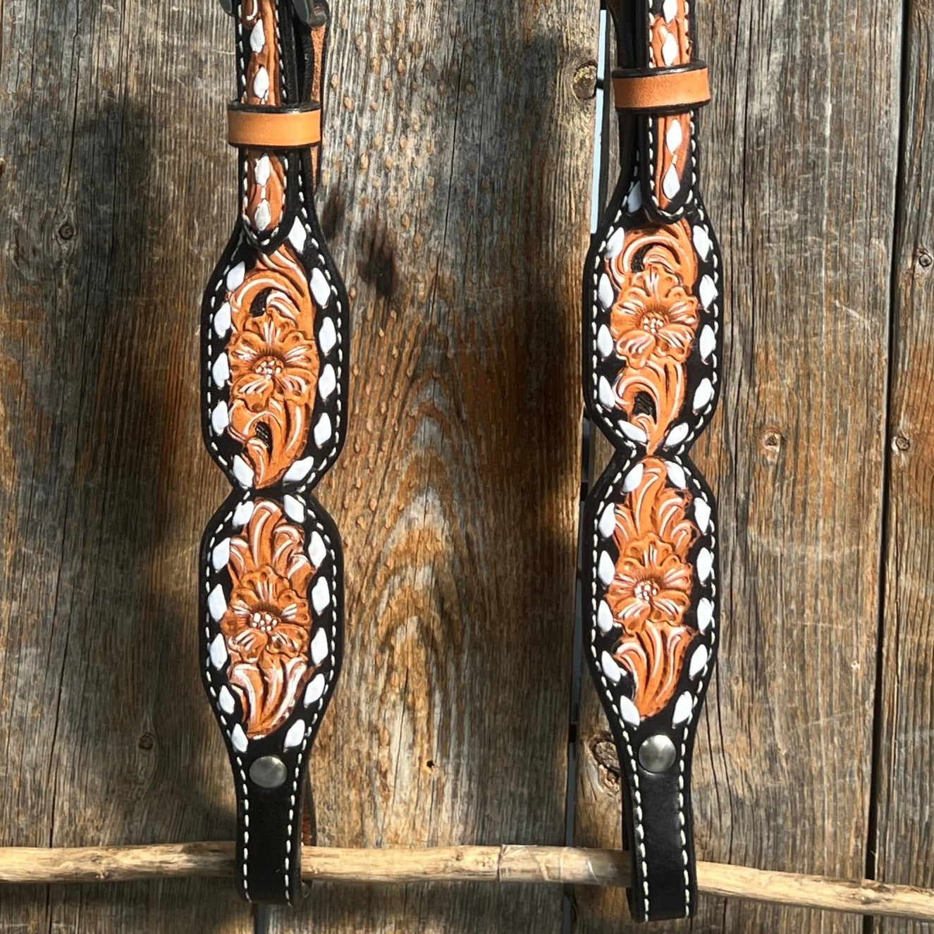 Floral Tooled Buckstitch One Ear Headstall / Bridle — view 3