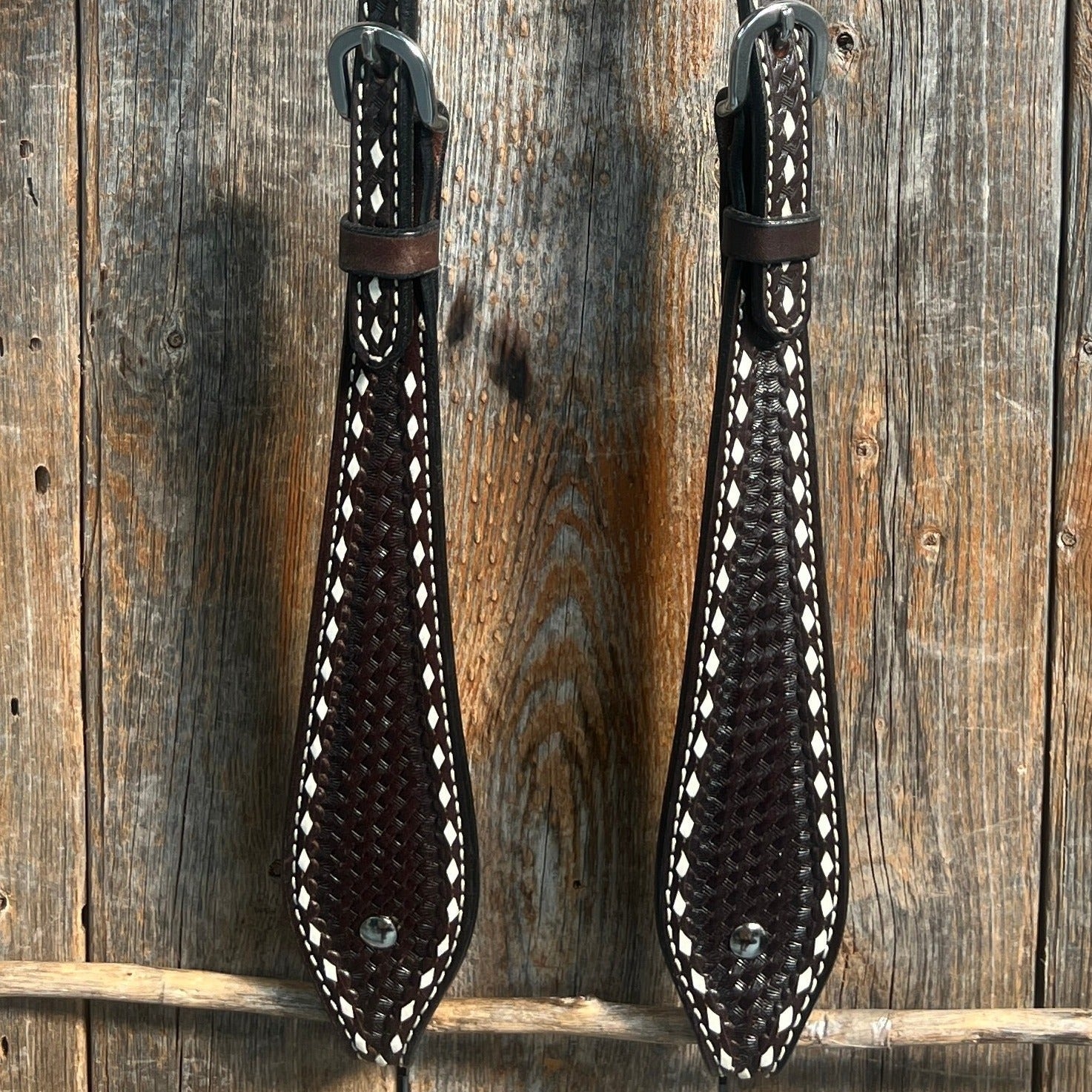 Dark Oil Basketweave Buckstitch Tooled One Ear Headstall / Bridle — view 3
