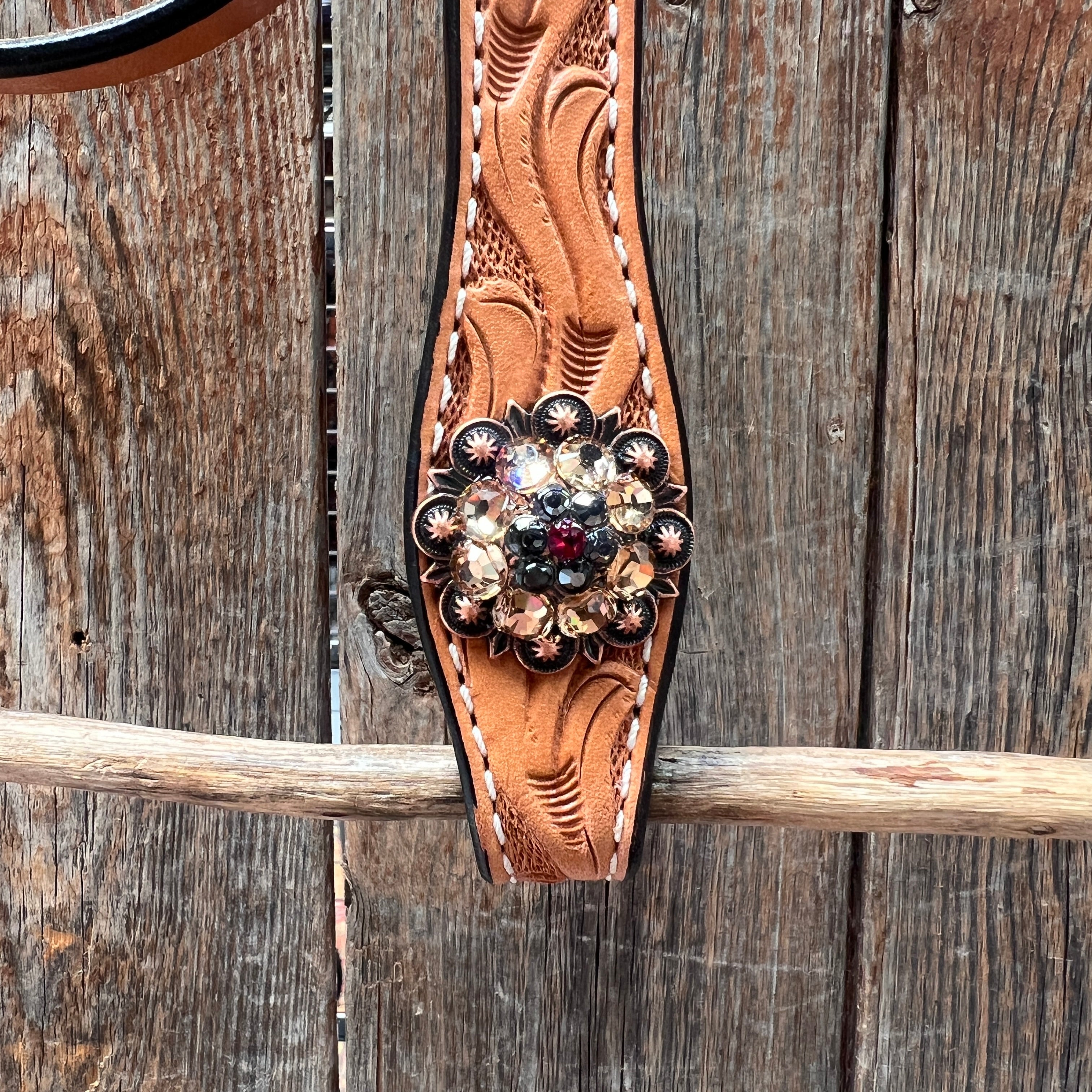 Floral Tooled V-Brow Headstall / Bridle #BB204 — view 3