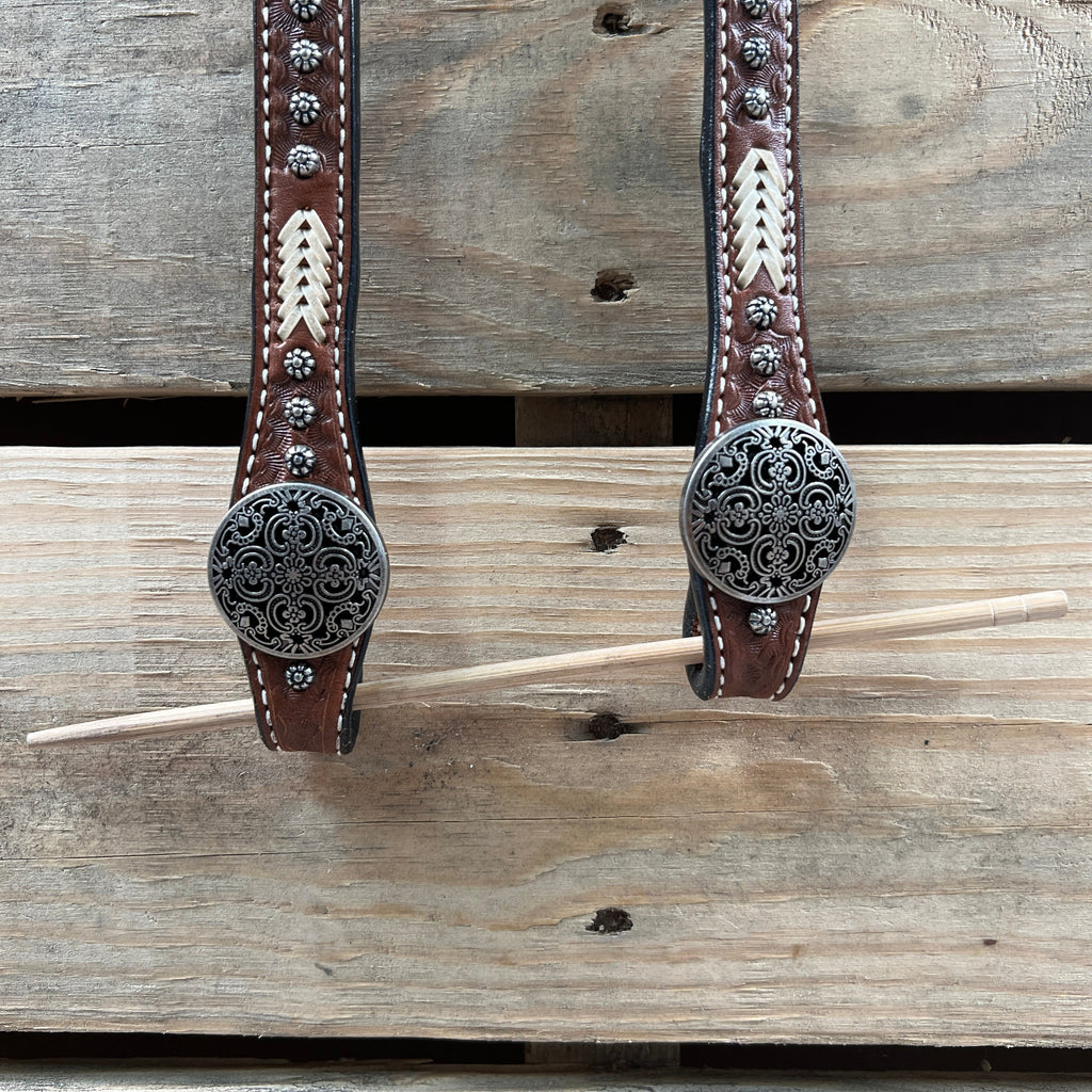 Rawhide Antique Silver Engraved Floral Western Conchos One Ear and Breastcollar Tack Set #OEBC632 — view 5