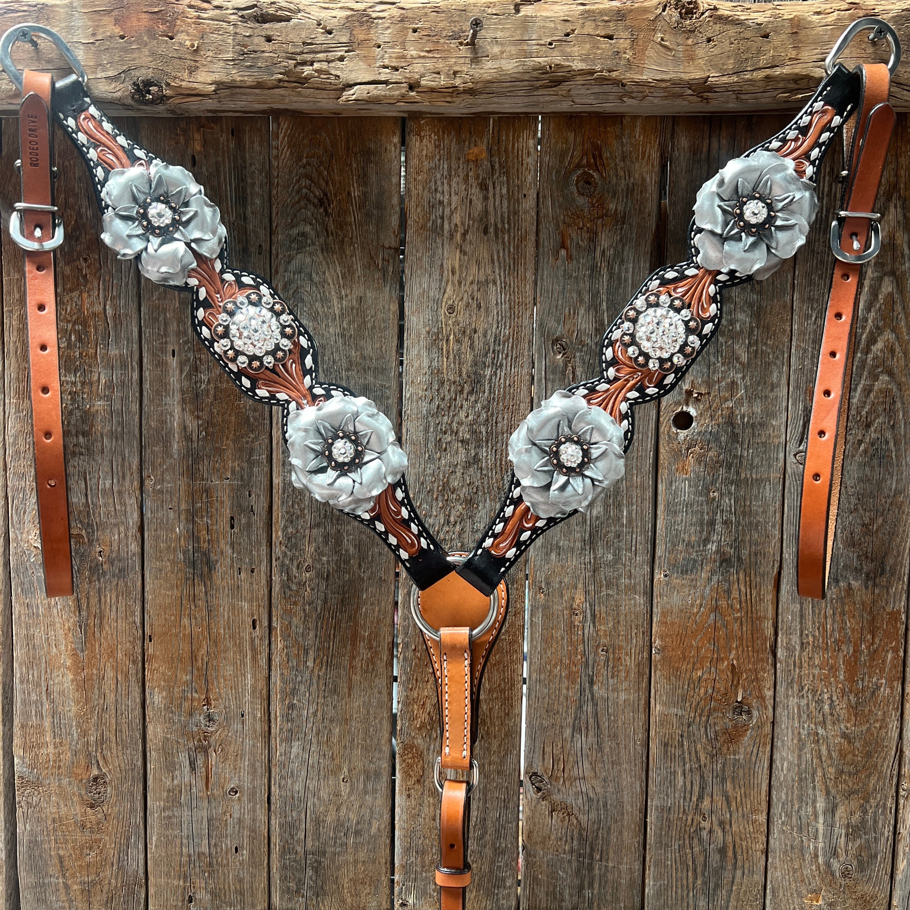 Classic Style Buckstitch Browband/One Ear Headstall & Breastcollar Tack Set BBBC406 — view 9