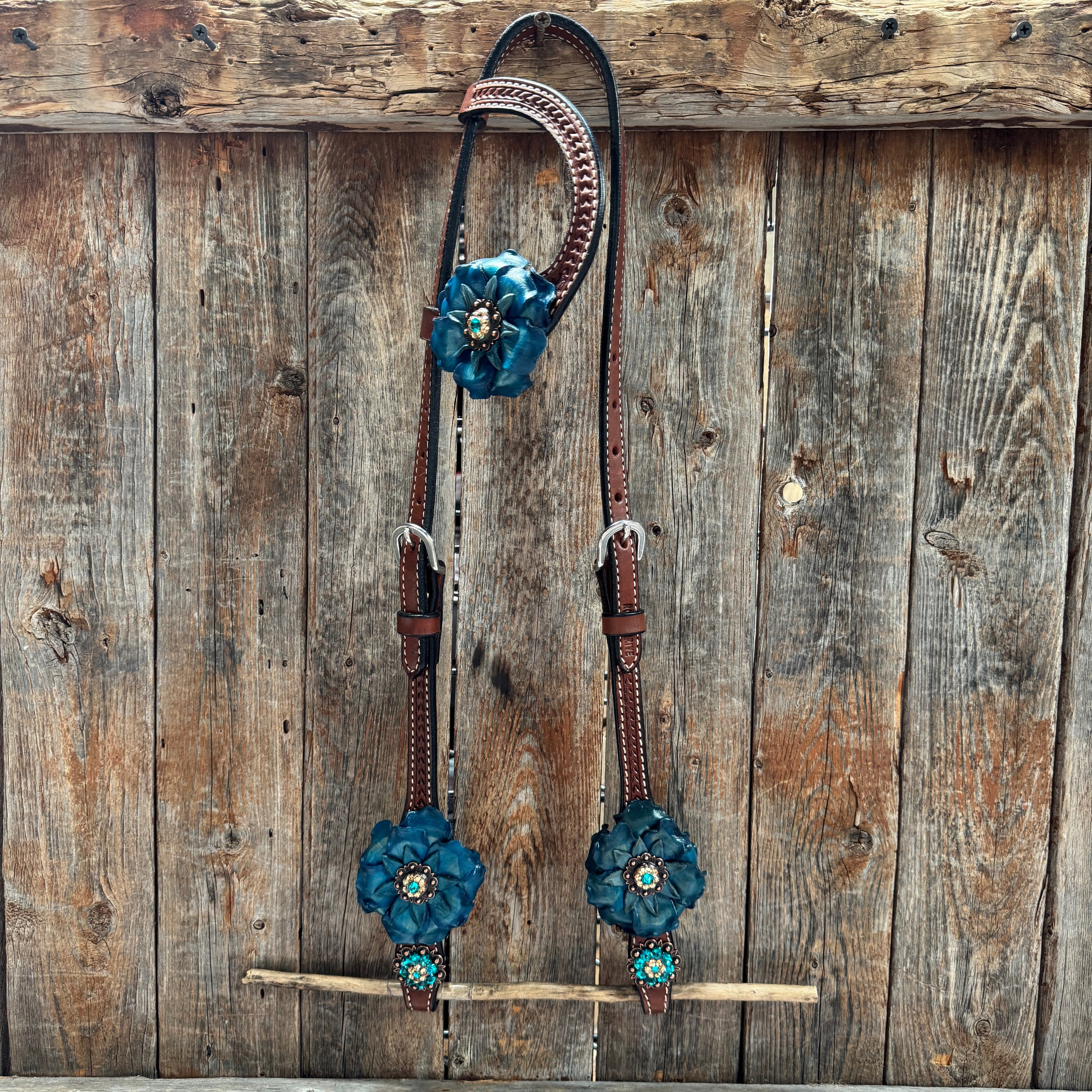 Medium Oil Basketweave Teal, Champagne Browband/One Ear Tack Set #BBBC671 — view 6