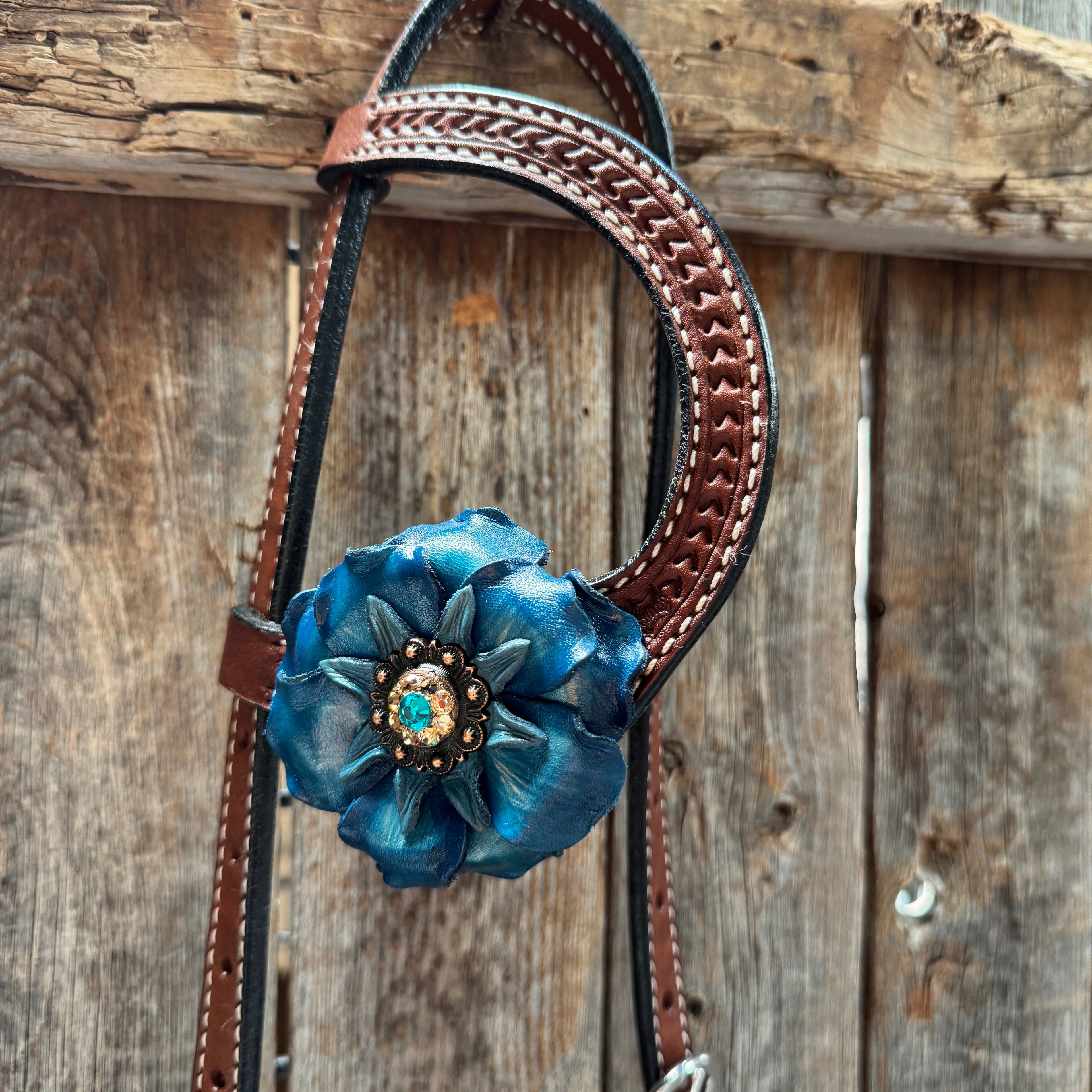 Medium Oil Basketweave Teal, Champagne Browband/One Ear Tack Set #BBBC671 — view 7