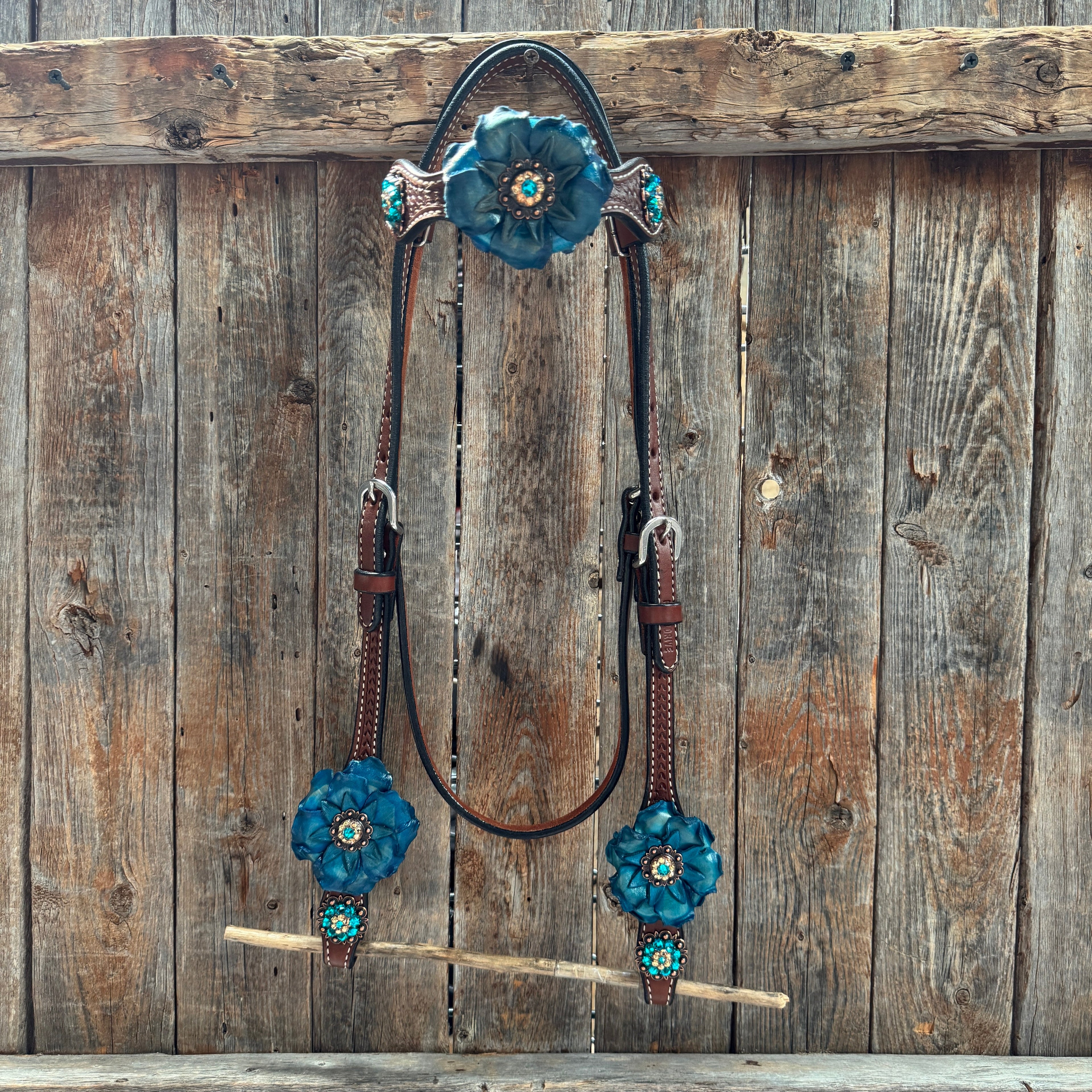 Medium Oil Basketweave Teal, Champagne Browband/One Ear Tack Set #BBBC671 — view 3