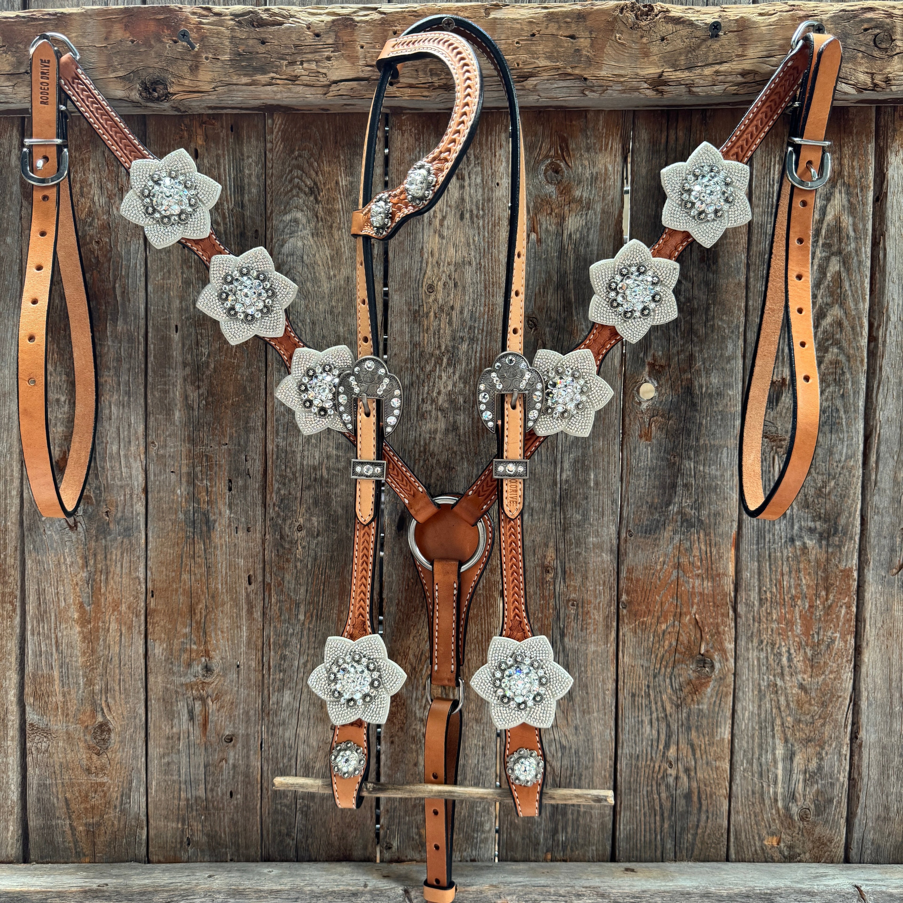 Light Oil Basketweave Clear One Ear Tack Set #OEBC674