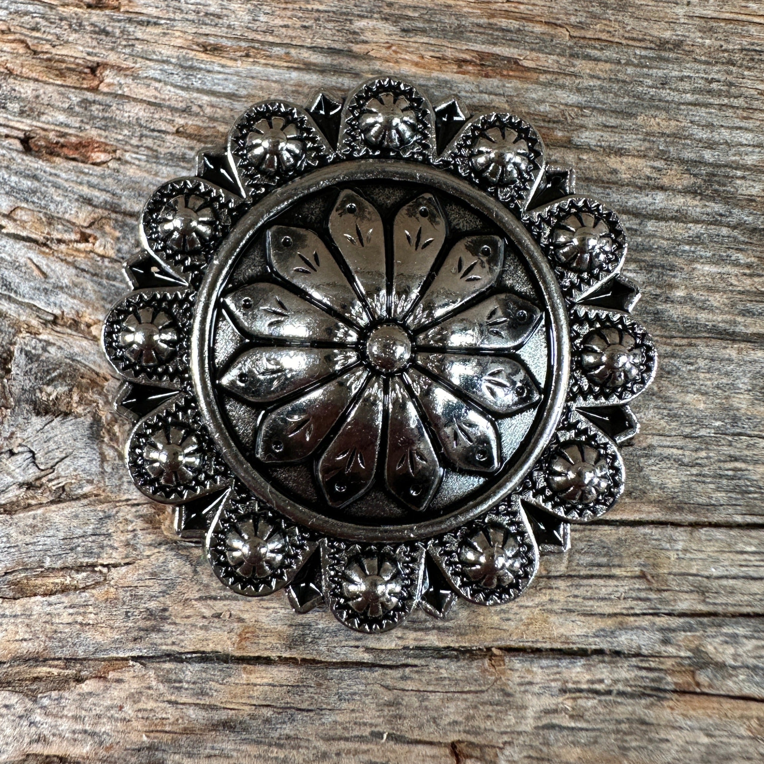 Antique Silver Flower and Berry Concho 1.5" W226L