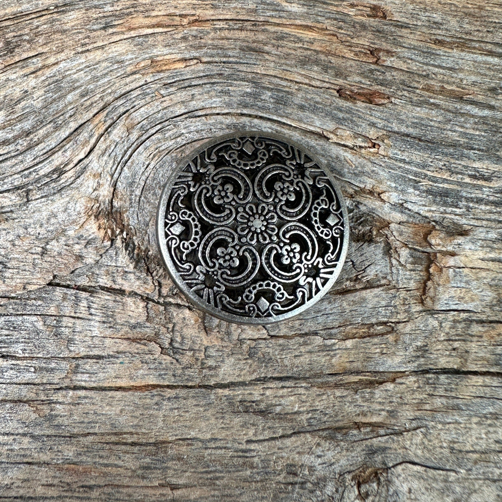 Antique Silver Floral Engraved Concho 1" W225S