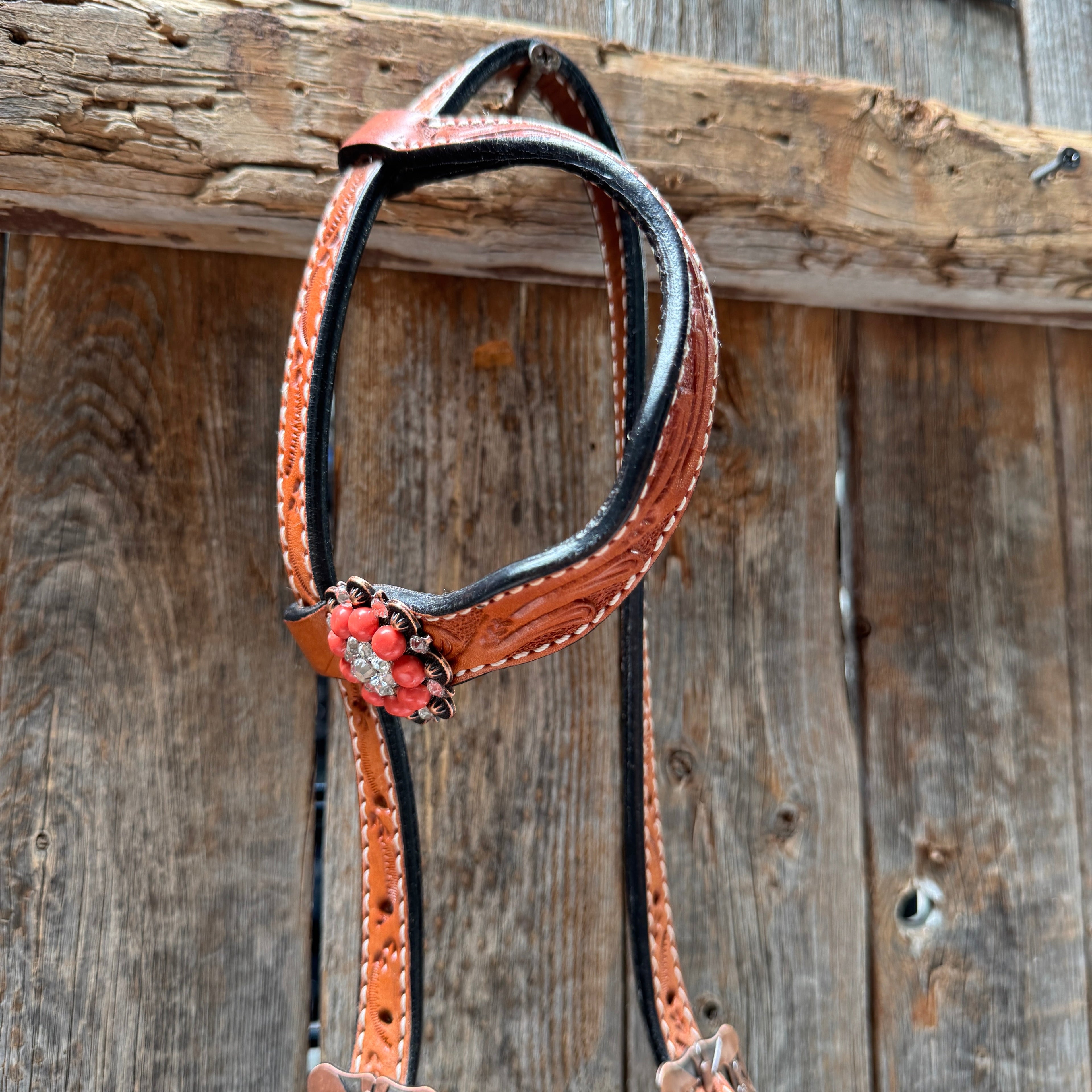 Light Oil Floral Coral, Clear One Ear & Breastcollar Tack Set #OEBC675 — view 3