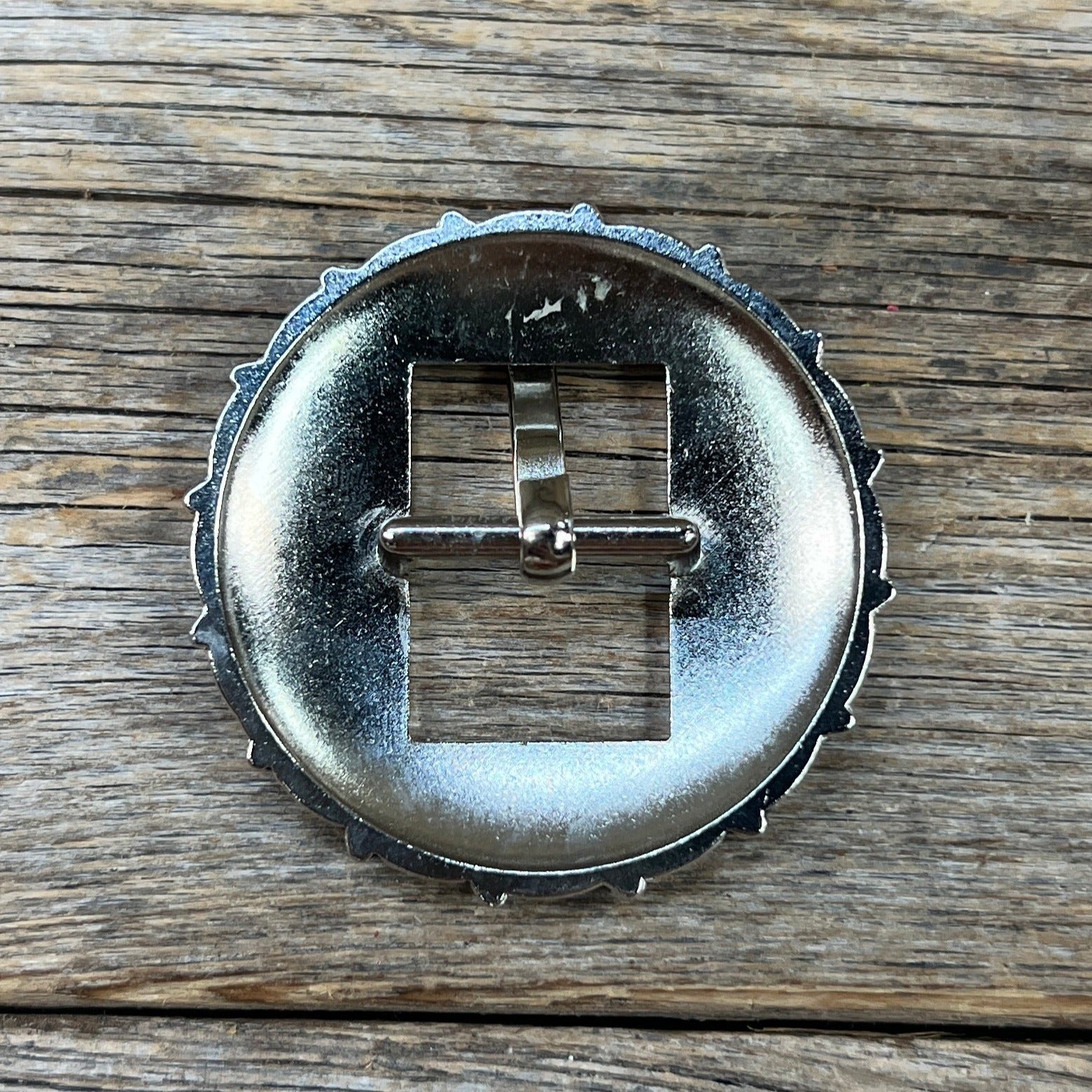 Antique Silver Floral Round Western Buckle W238B — view 2