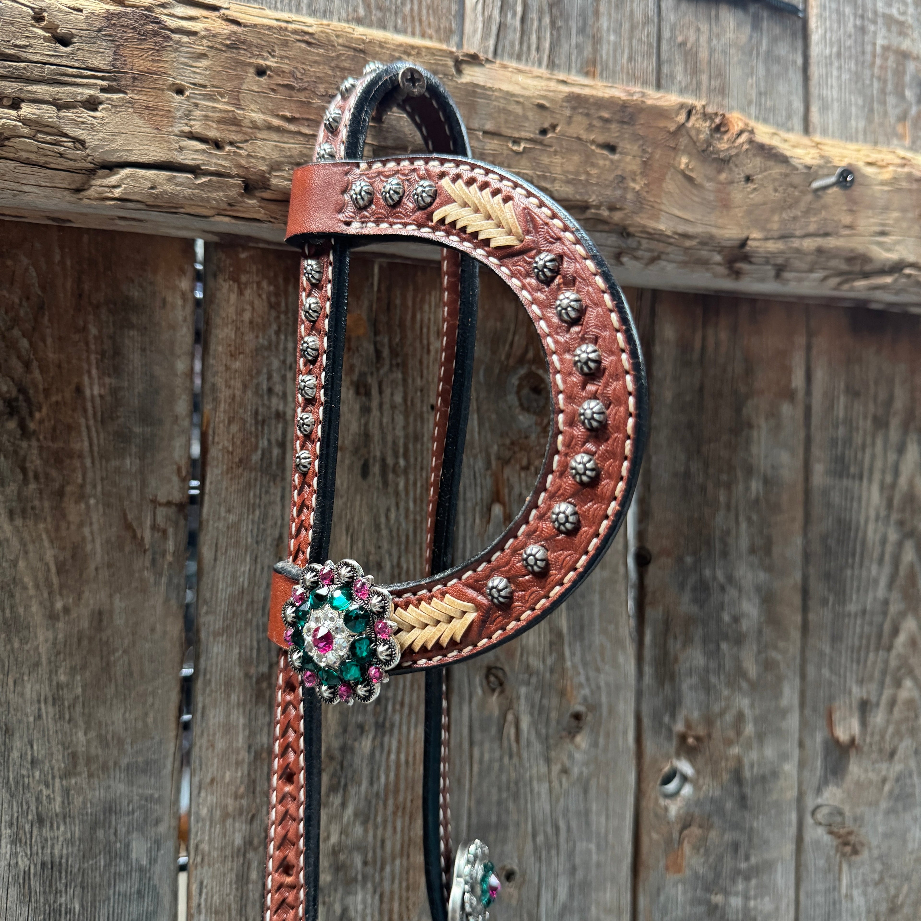Rawhide Fuchsia, Clear and Emerald One Ear Headstall and Breastcollar Tack Set #OEBC412 — view 3