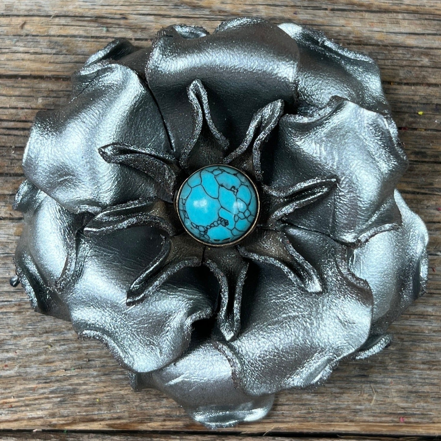 Hand Painted Leather Flowers - Gardenias - Round Turquoise Cabochons — view 3