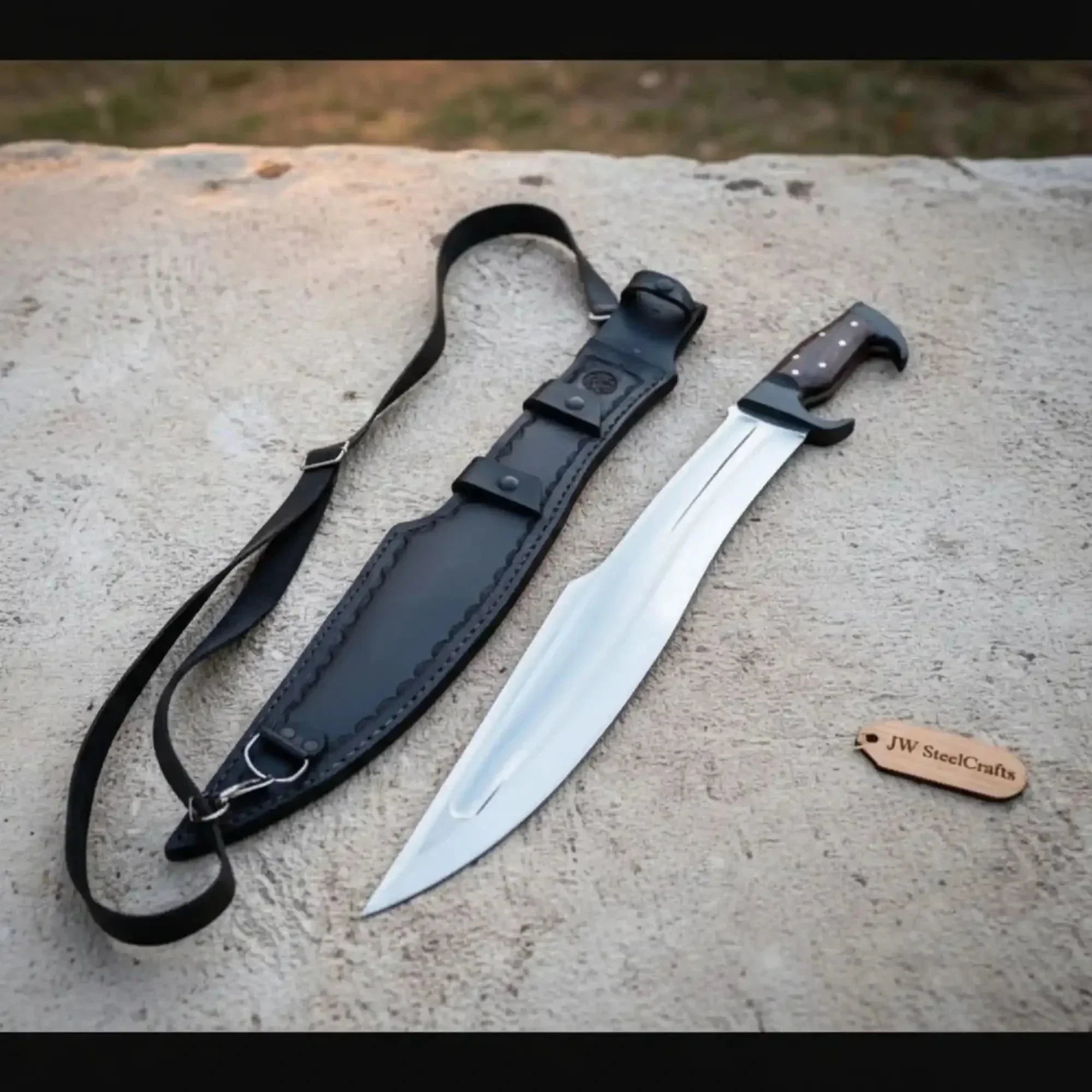 Full Tang Bowie Knife with Wengi Wood Handle & Steel Pins