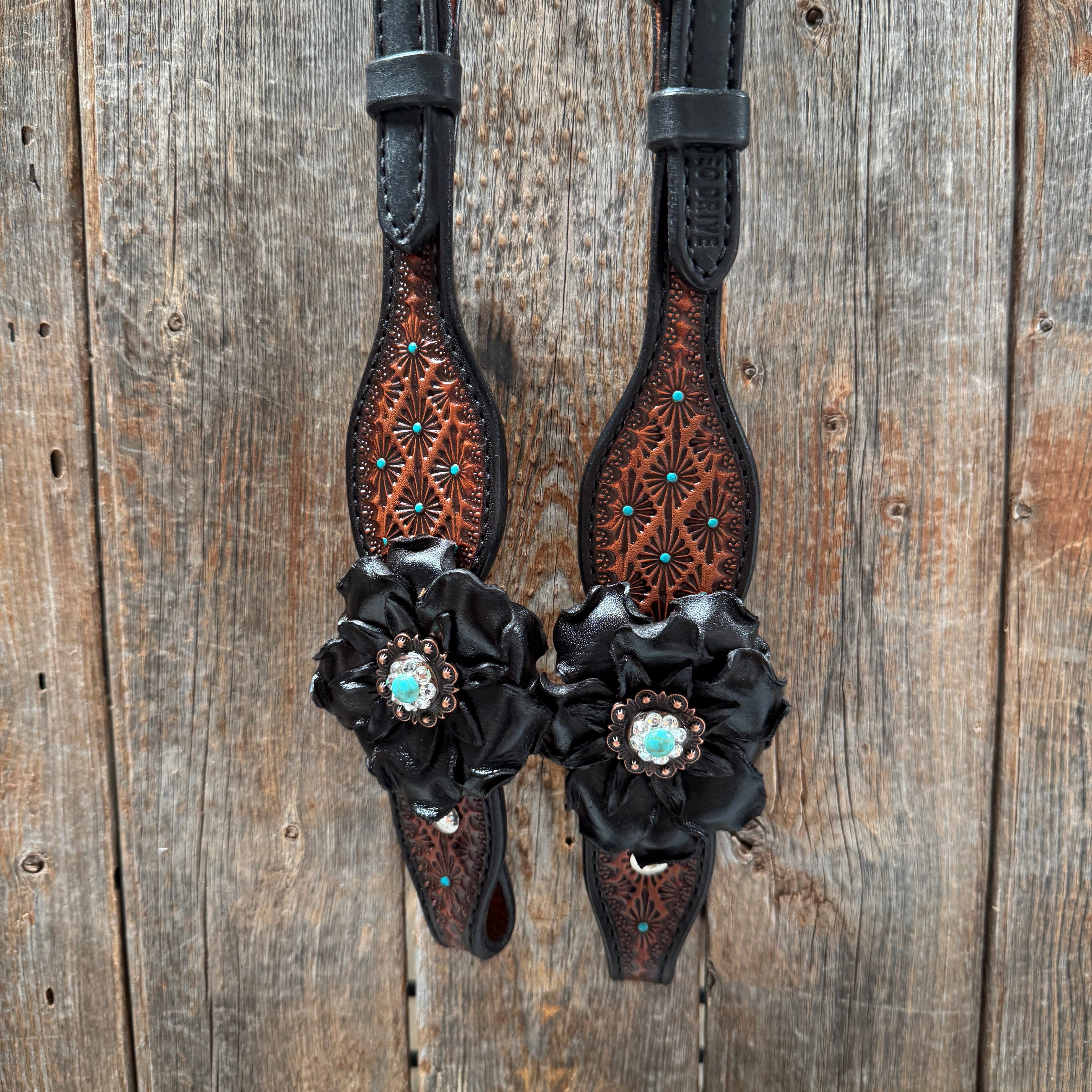 Teal Diamond Turquoise and Clear One Ear - Breastcollar Tack Set #OEBC452 — view 5