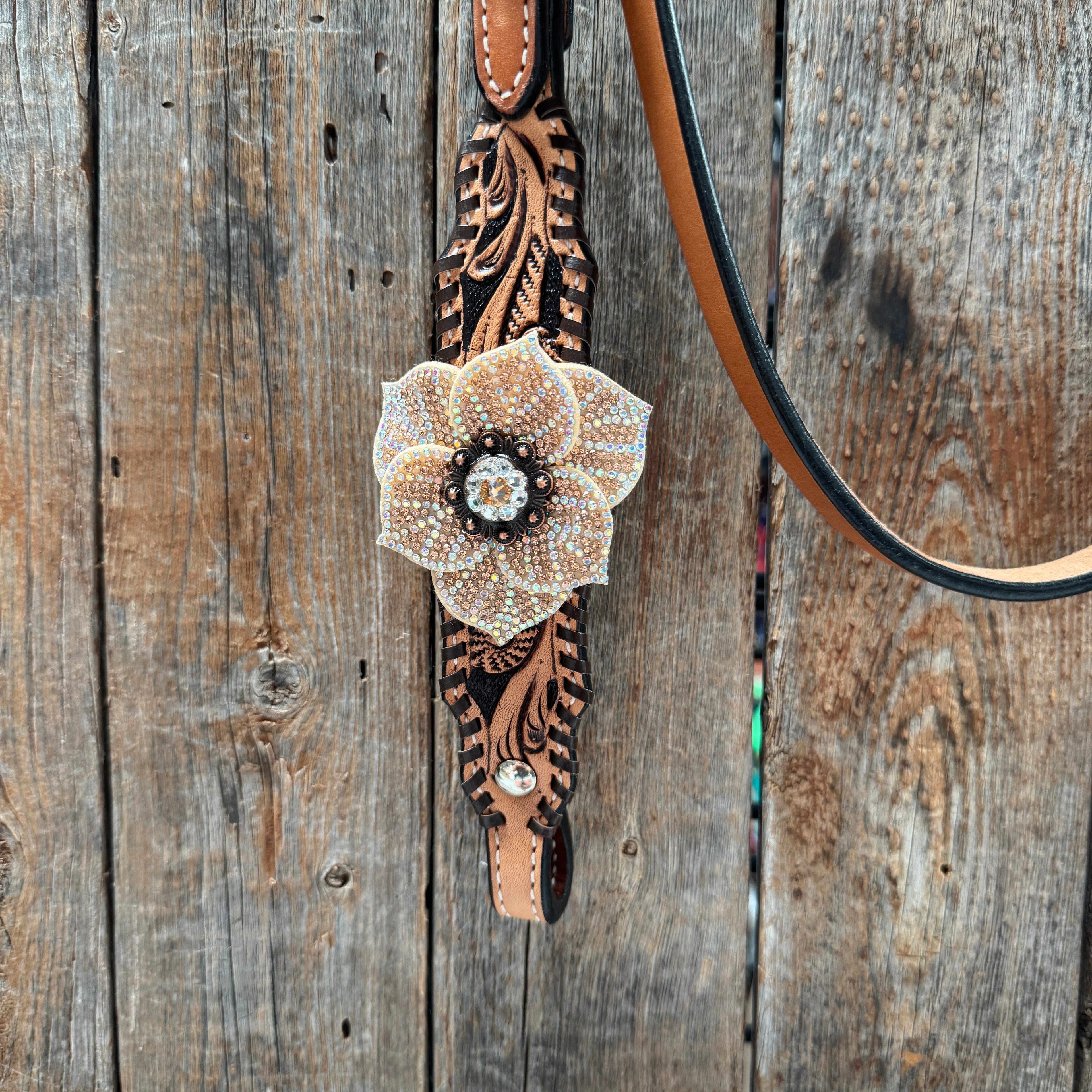 Floral Whipstitch Champagne and Clear Browband - Triangle / Gladiator Breastcollar Tack Set #BBBC462 — view 5