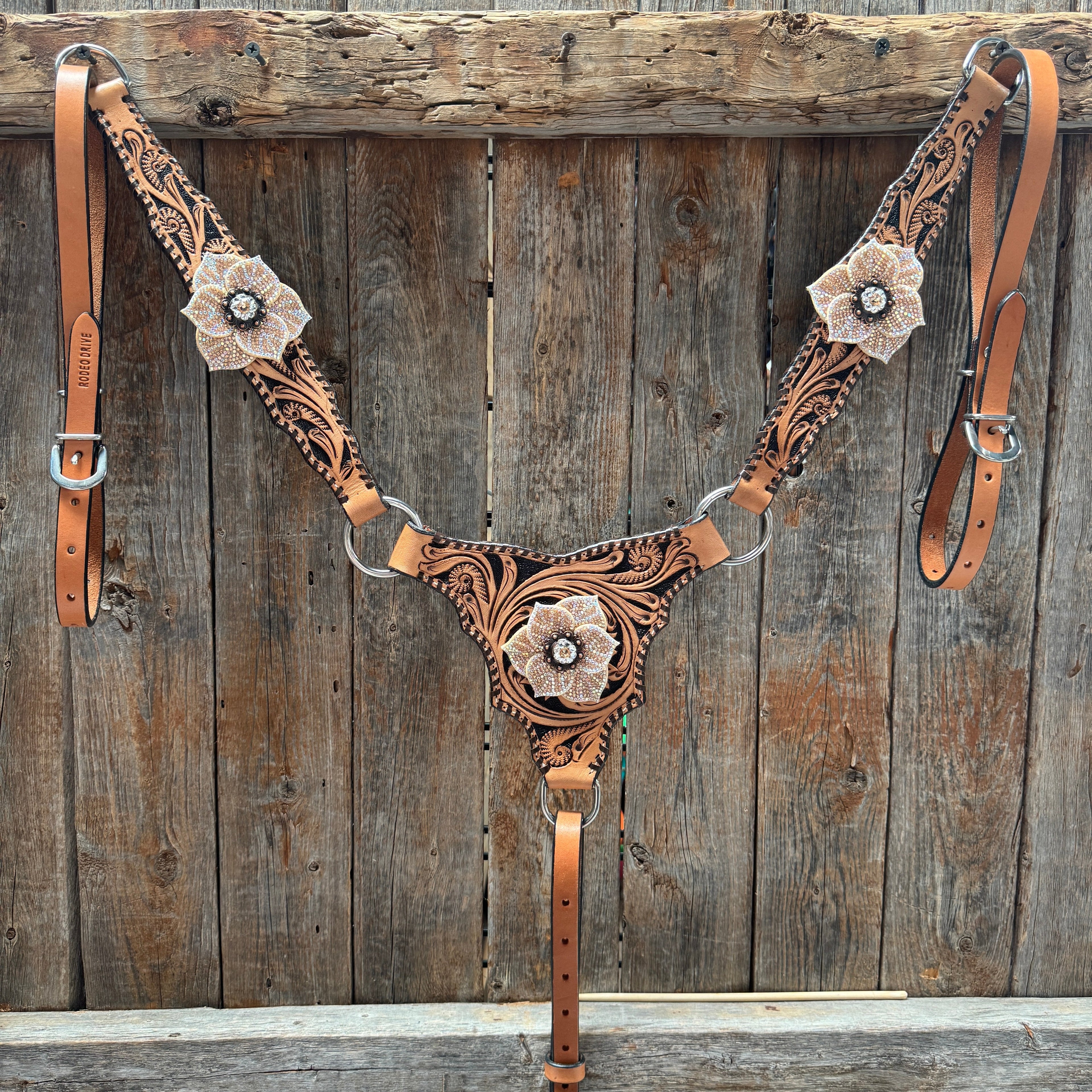 Floral Whipstitch Champagne and Clear Browband - Triangle / Gladiator Breastcollar Tack Set #BBBC462 — view 6