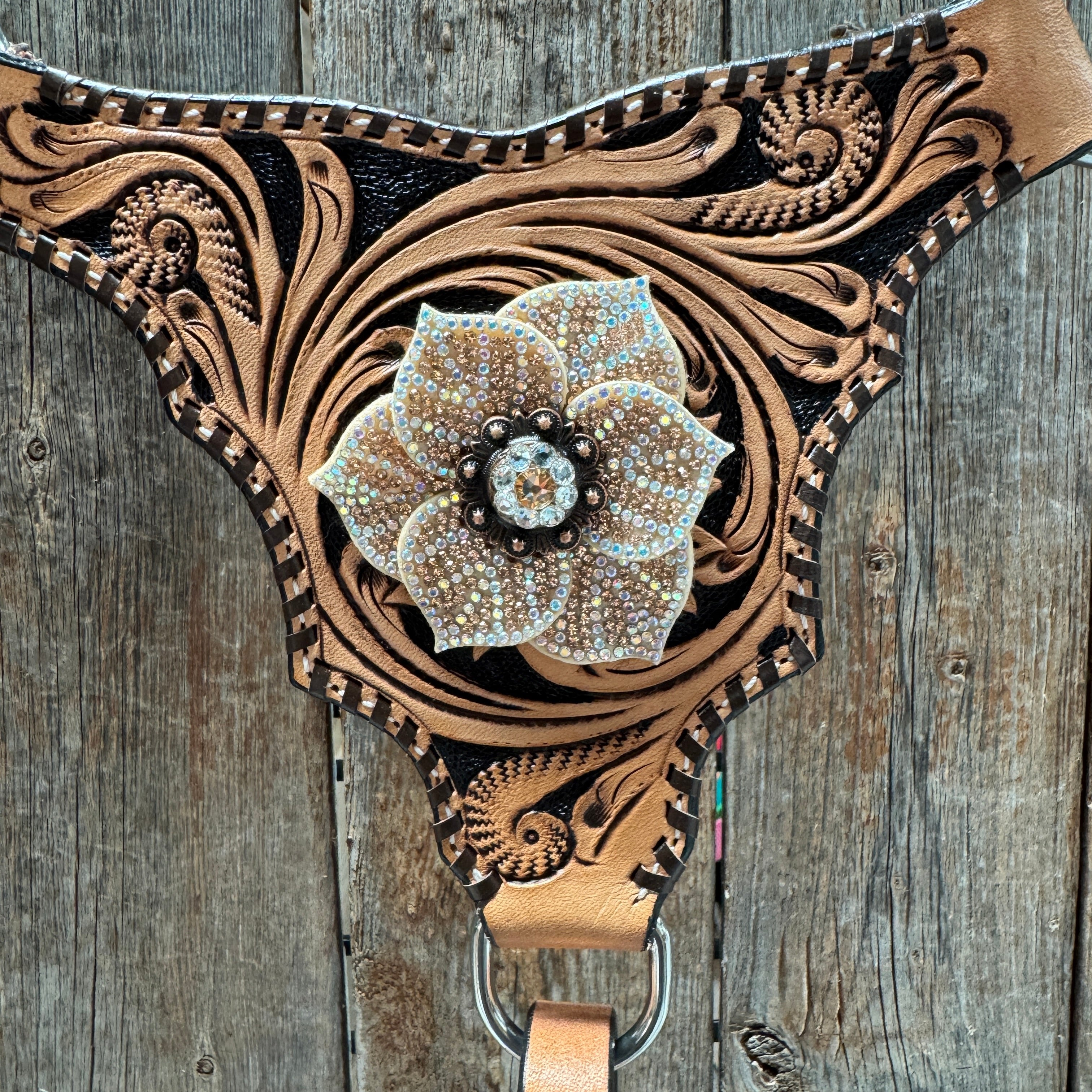 Floral Whipstitch Champagne and Clear Browband - Triangle / Gladiator Breastcollar Tack Set #BBBC462 — view 8
