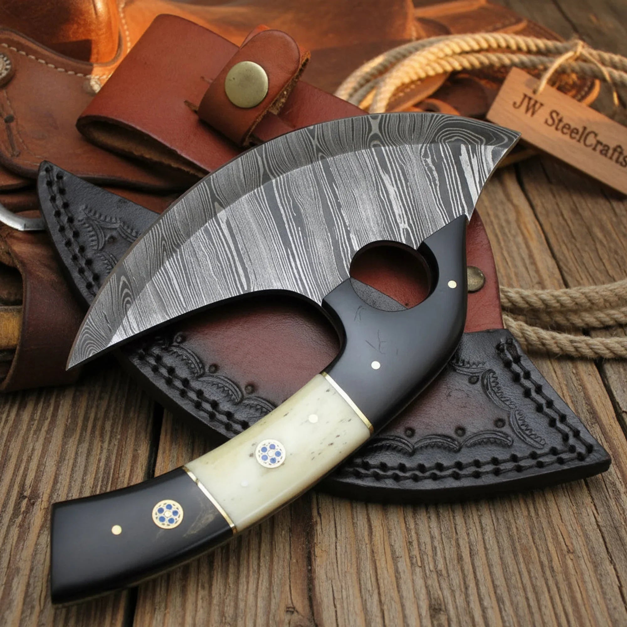 Tivoli Ulu Knife with Black and White Split Resin Handle