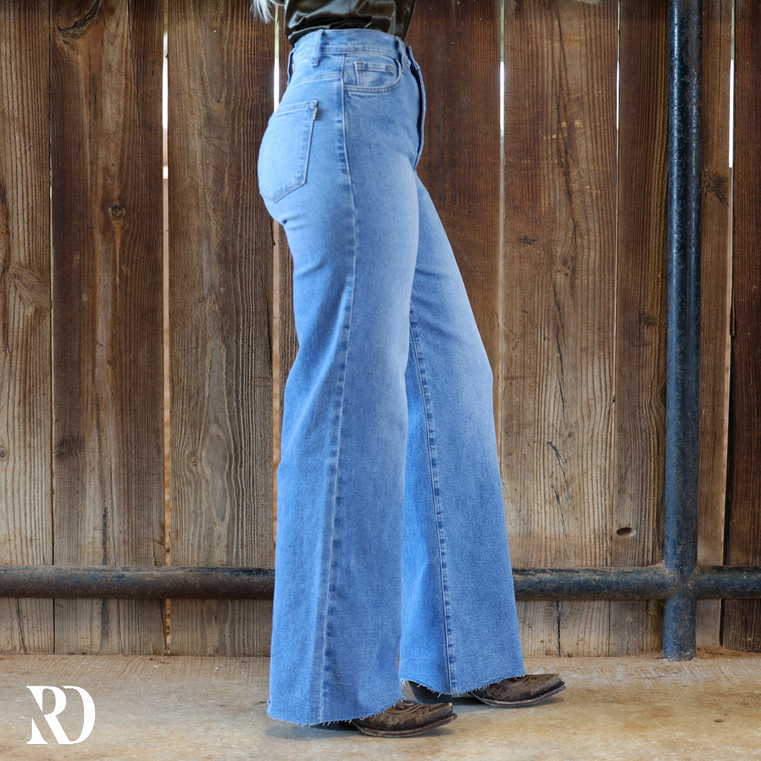 Logan Wide Leg Denim | Jeans — view 3