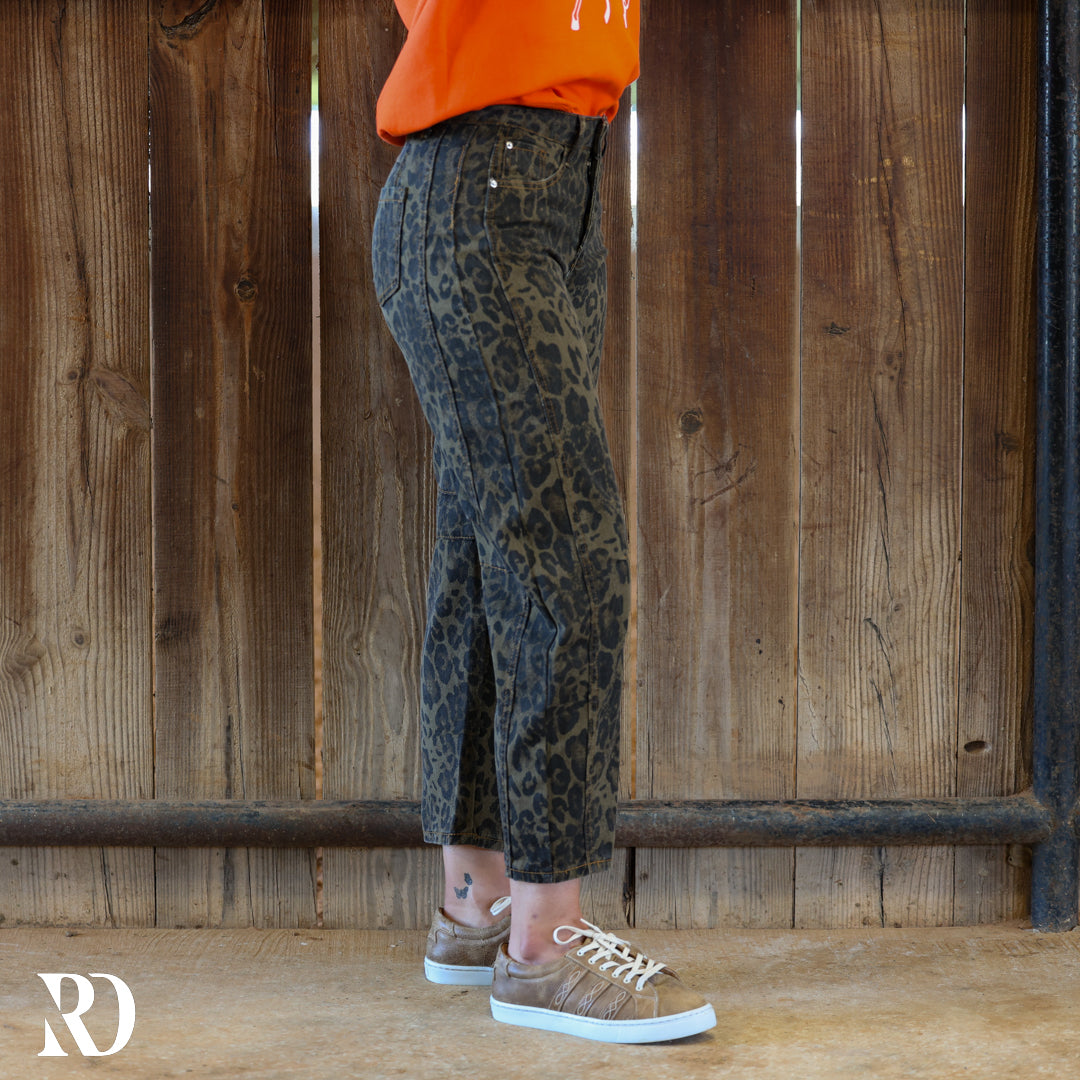 Lottie Leopard Barrel | Jeans — view 2