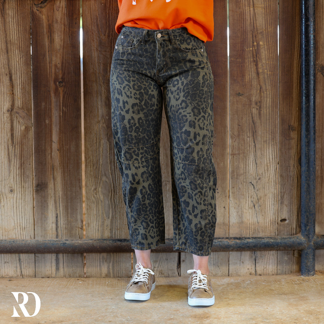 Lottie Leopard Barrel | Jeans