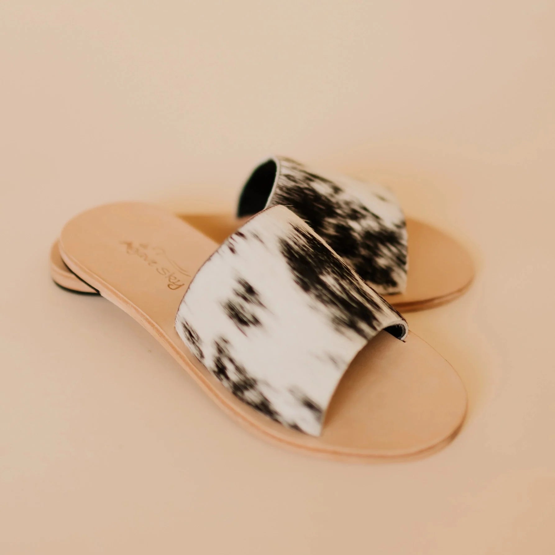 Nadia Cowhide | Slides — view 7