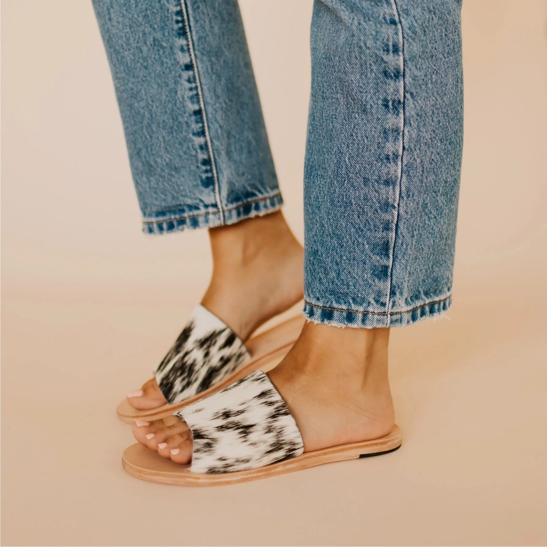 Nadia Cowhide | Slides — view 8