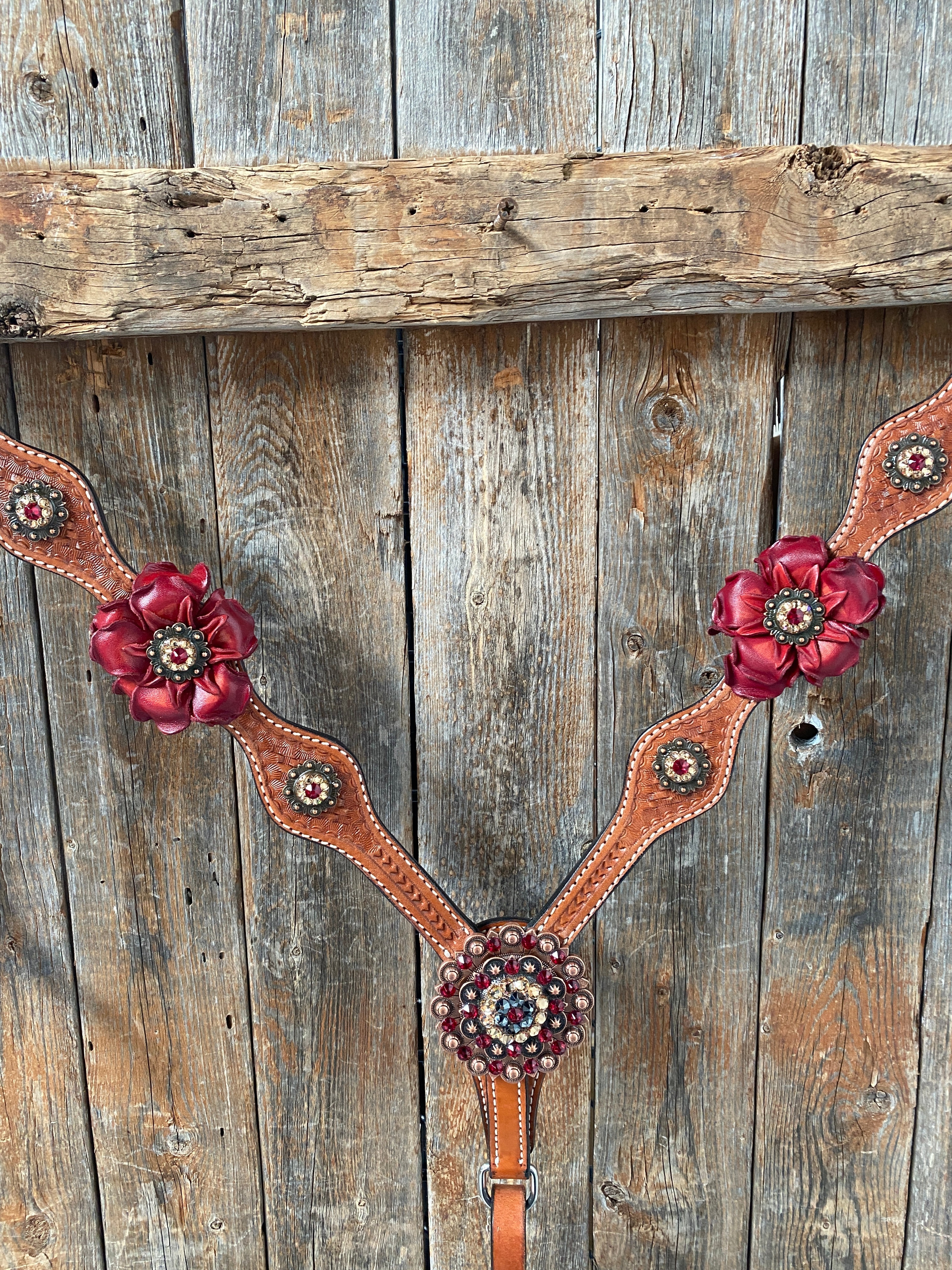 Light Oil Basketweave Champagne and Red One Ear & Breastcollar Tack Set #OEBC432 — view 3