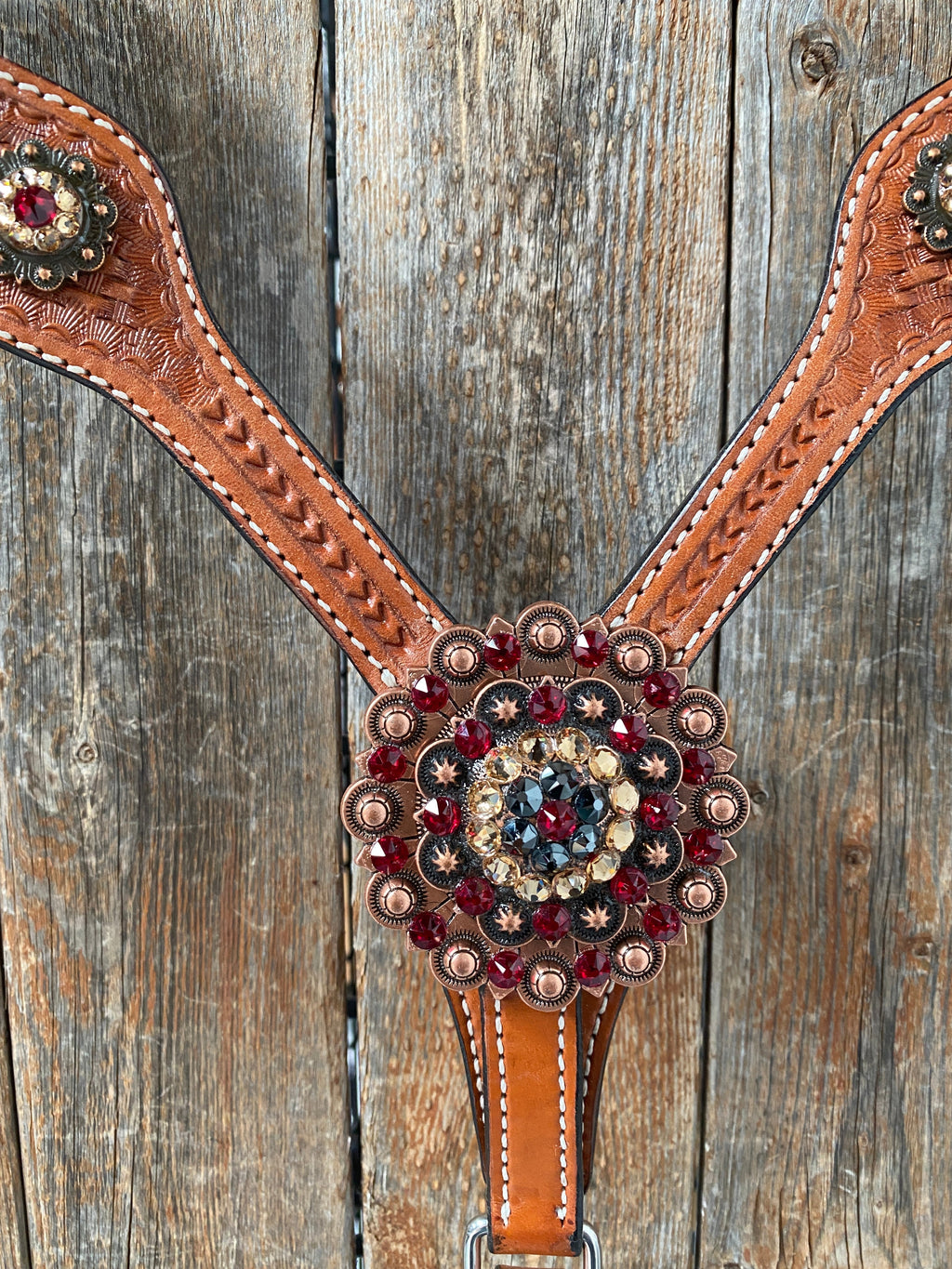 Light Oil Basketweave Champagne and Red One Ear & Breastcollar Tack Set #OEBC432 — view 4