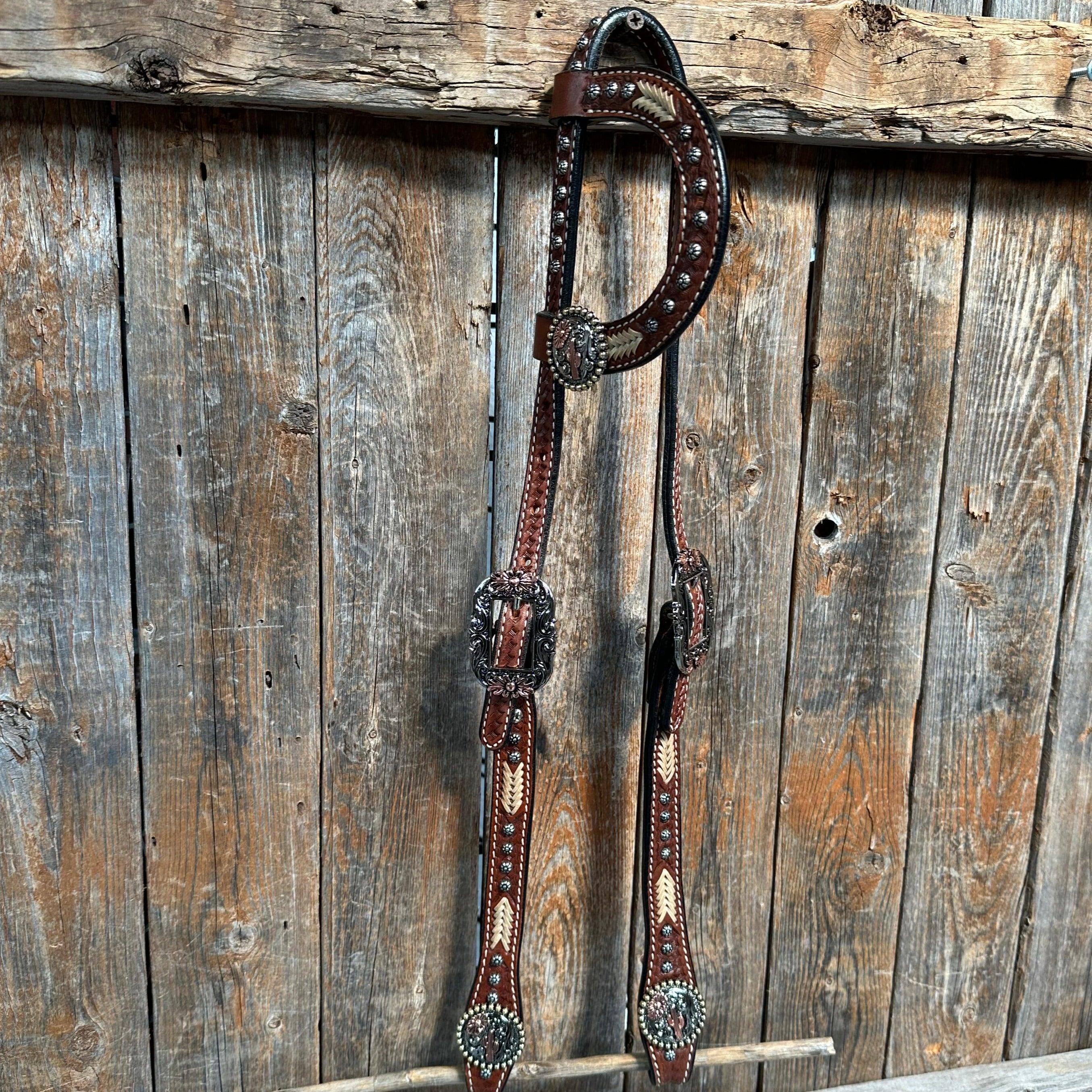 Rawhide Cactus and Flower One Ear Headstall and Breastcollar Tack Set #OEBC403 — view 2