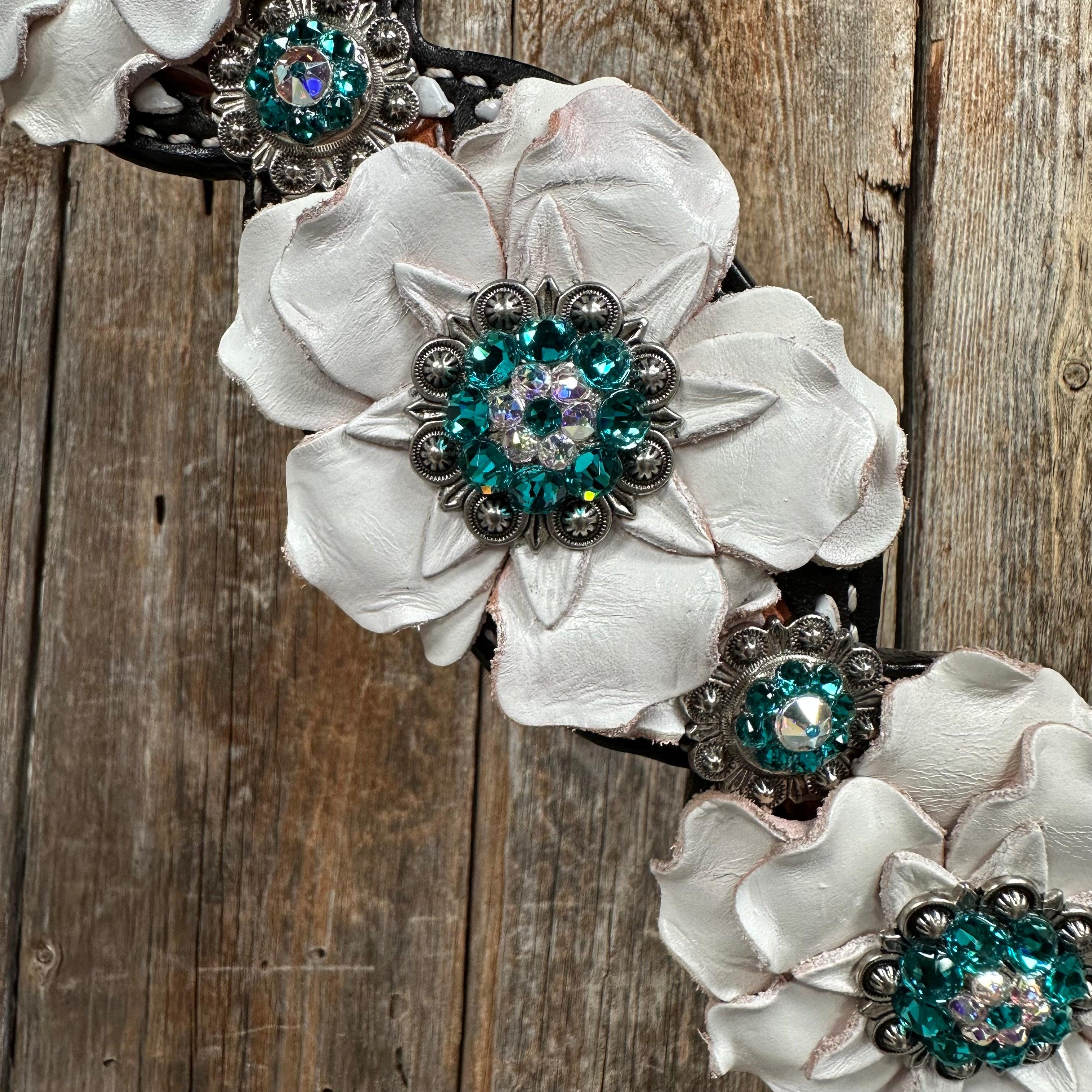 Classic Teal & White One Ear / Breastcollar Tack Set #OEBC548 — view 7