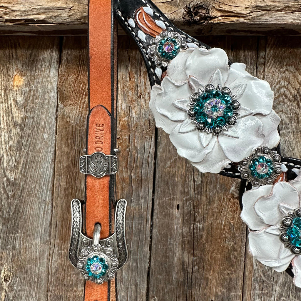 Classic Teal & White One Ear / Breastcollar Tack Set #OEBC548 — view 8
