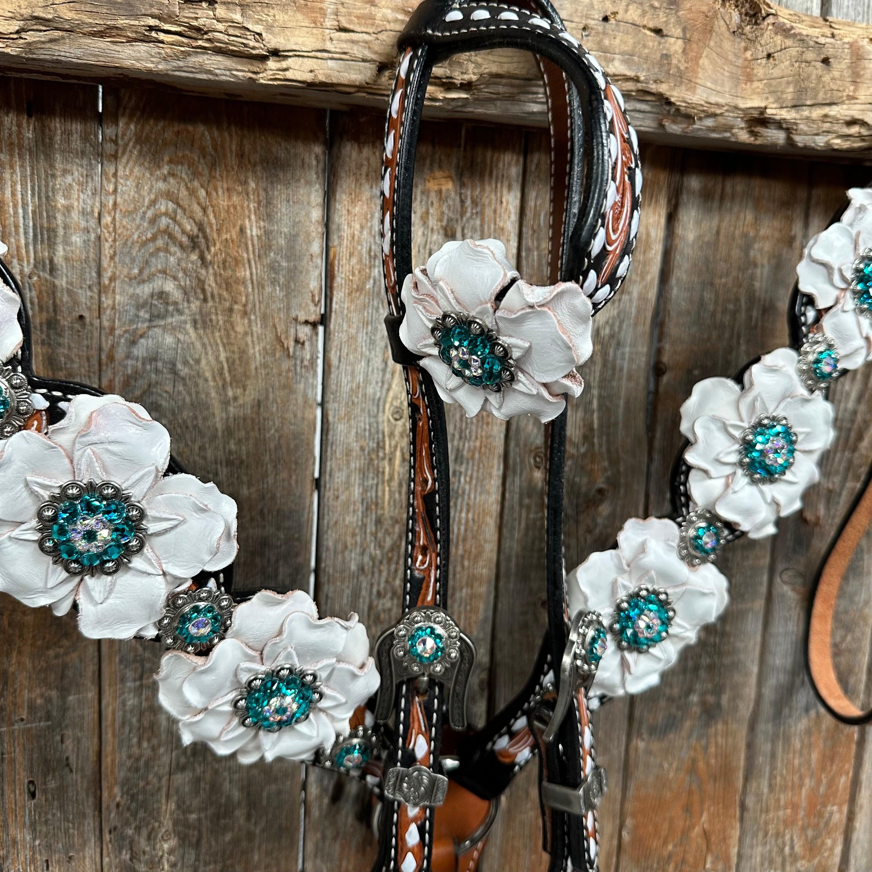 Classic Teal & White One Ear / Breastcollar Tack Set #OEBC548 — view 4