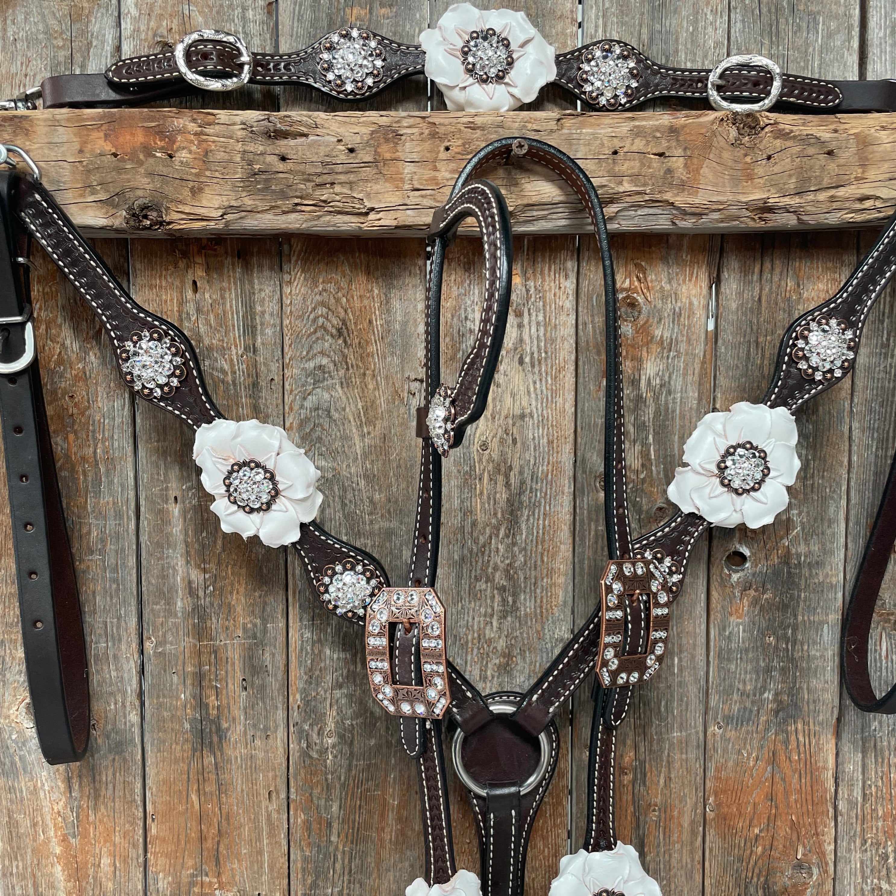 Dark Oil Basketweave White Browband/One Ear Tack Set with Witherstrap #BBBC453 — view 3