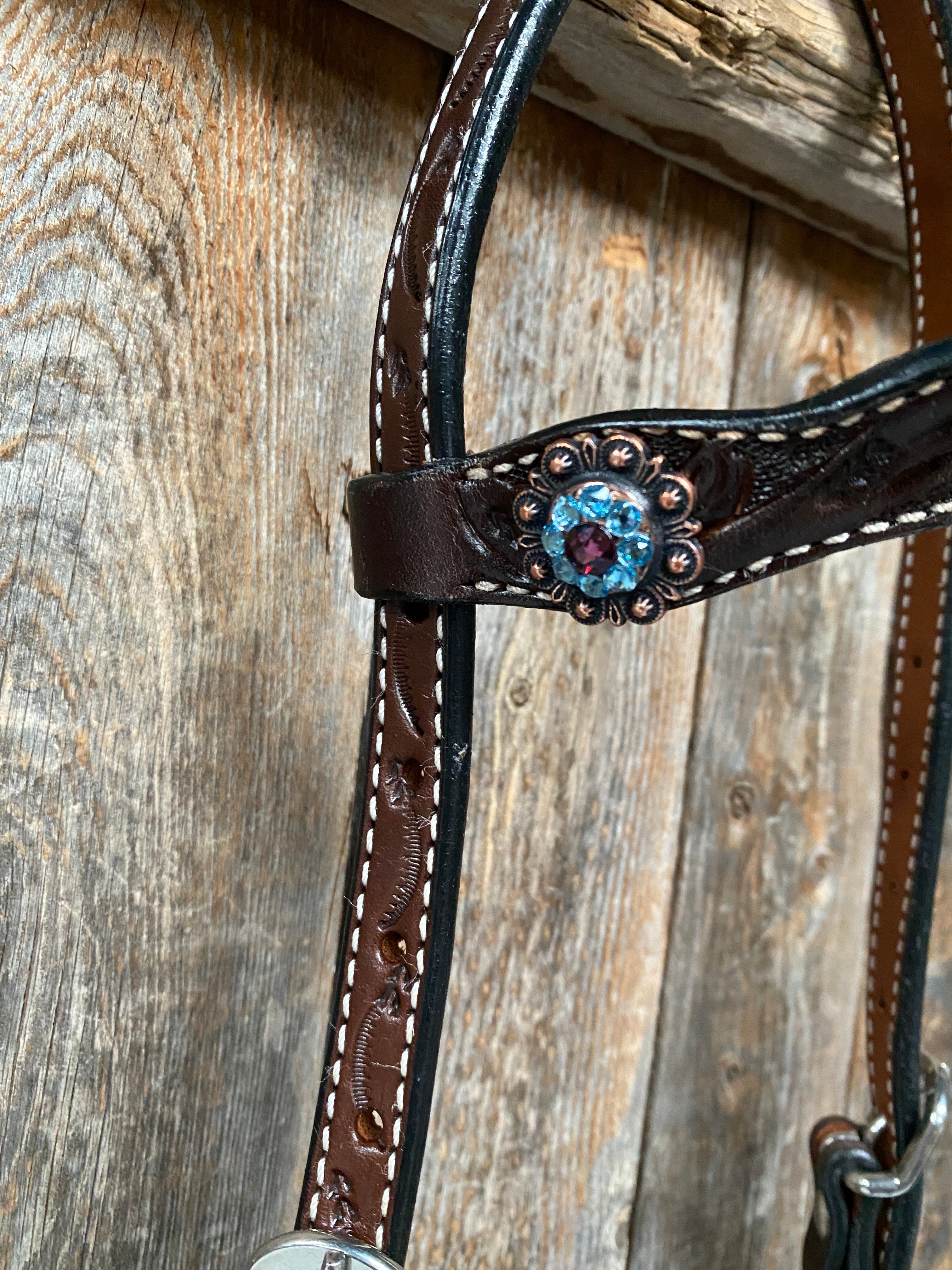 Dark Oil Floral Purple and White Browband / One Ear Tack Set #BBBC456 — view 9