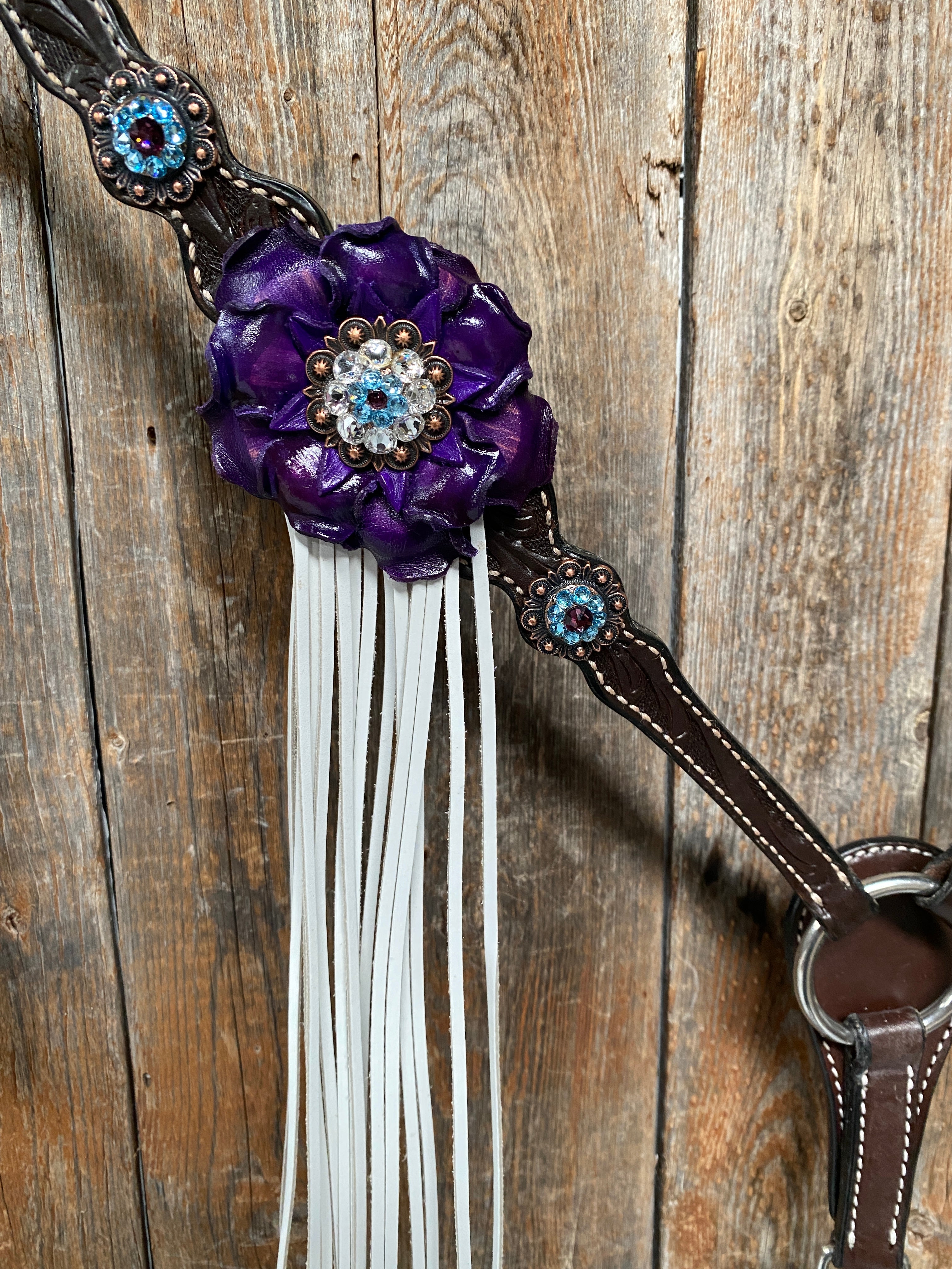 Dark Oil Floral Purple and White Browband / One Ear Tack Set #BBBC456 — view 4