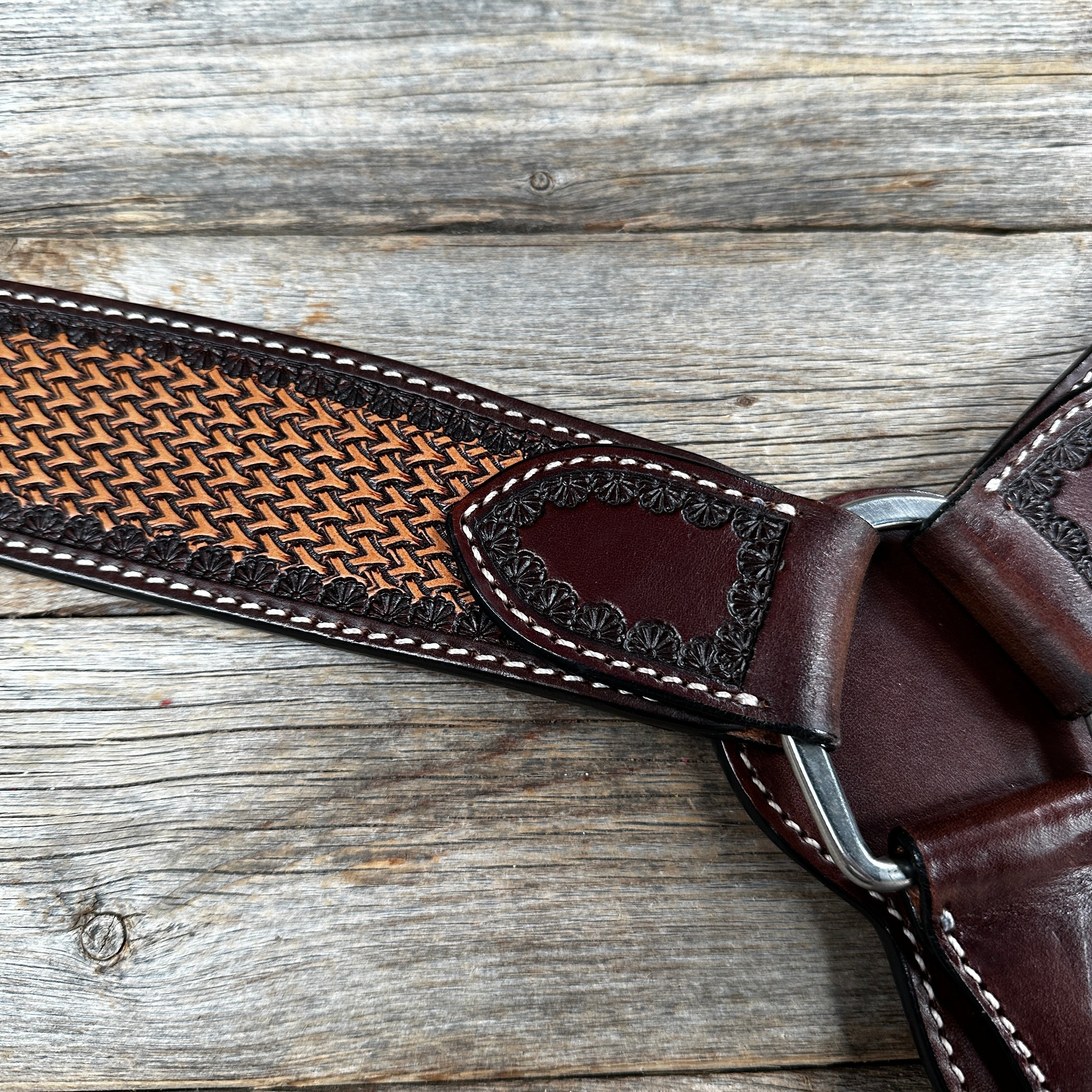 Foxtail Tooled Two Tone Browband / One Ear Breastcollar Tack Sets — view 3