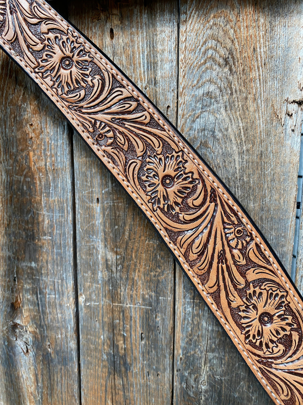 Light Oil Floral Tooled Wide / Roper Style Breastcollar — view 2
